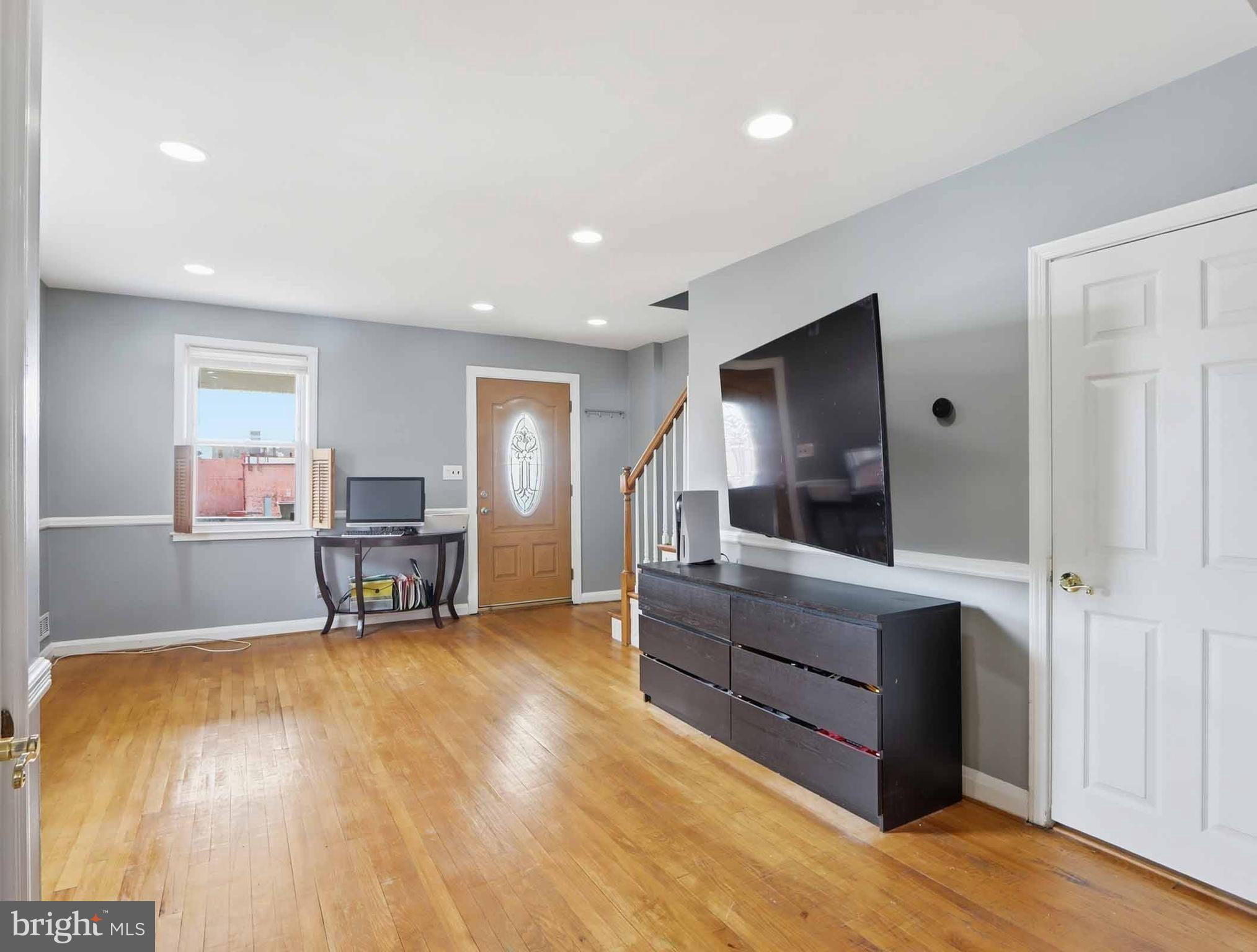 DUNDALK VILLAGE - Residential