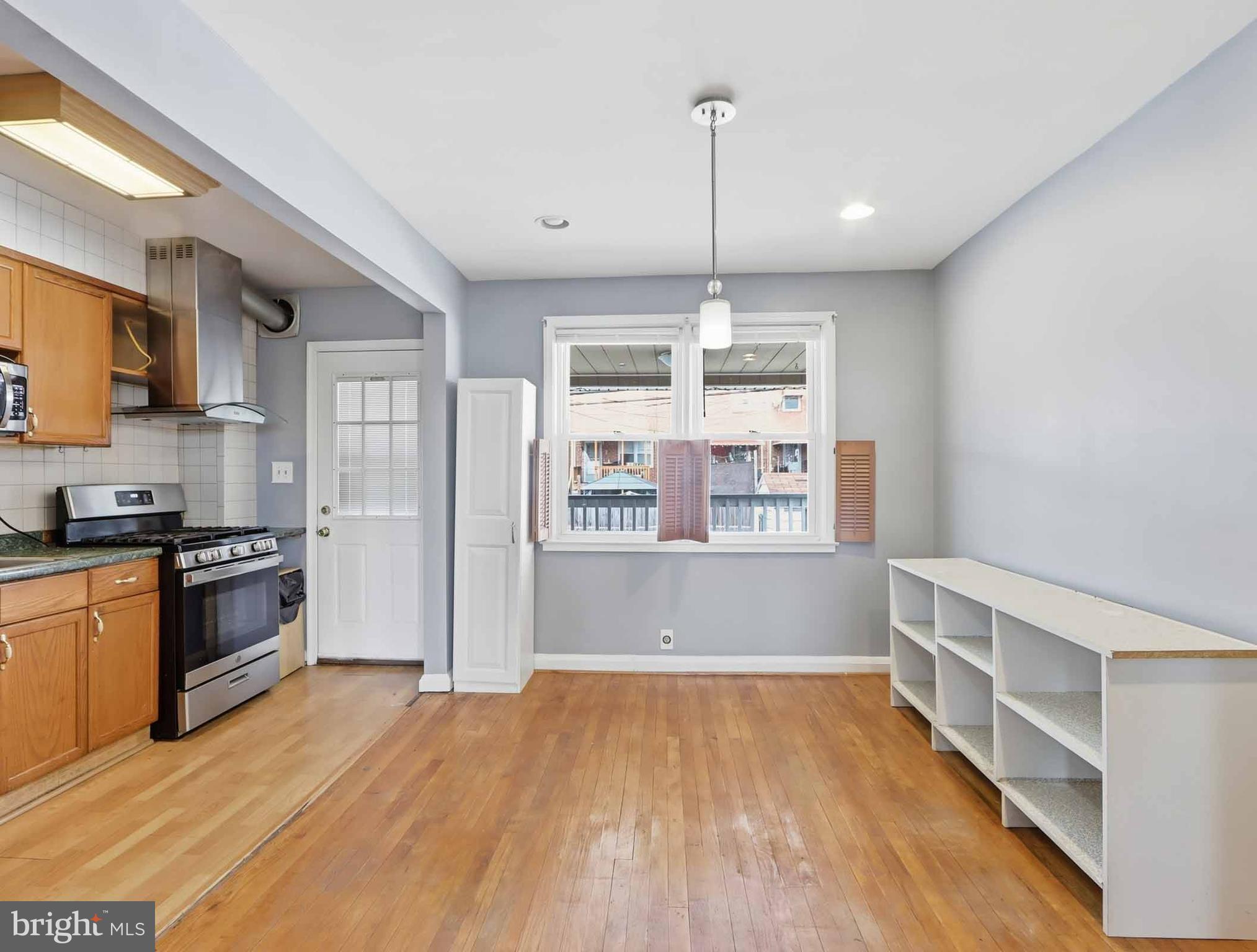 DUNDALK VILLAGE - Residential