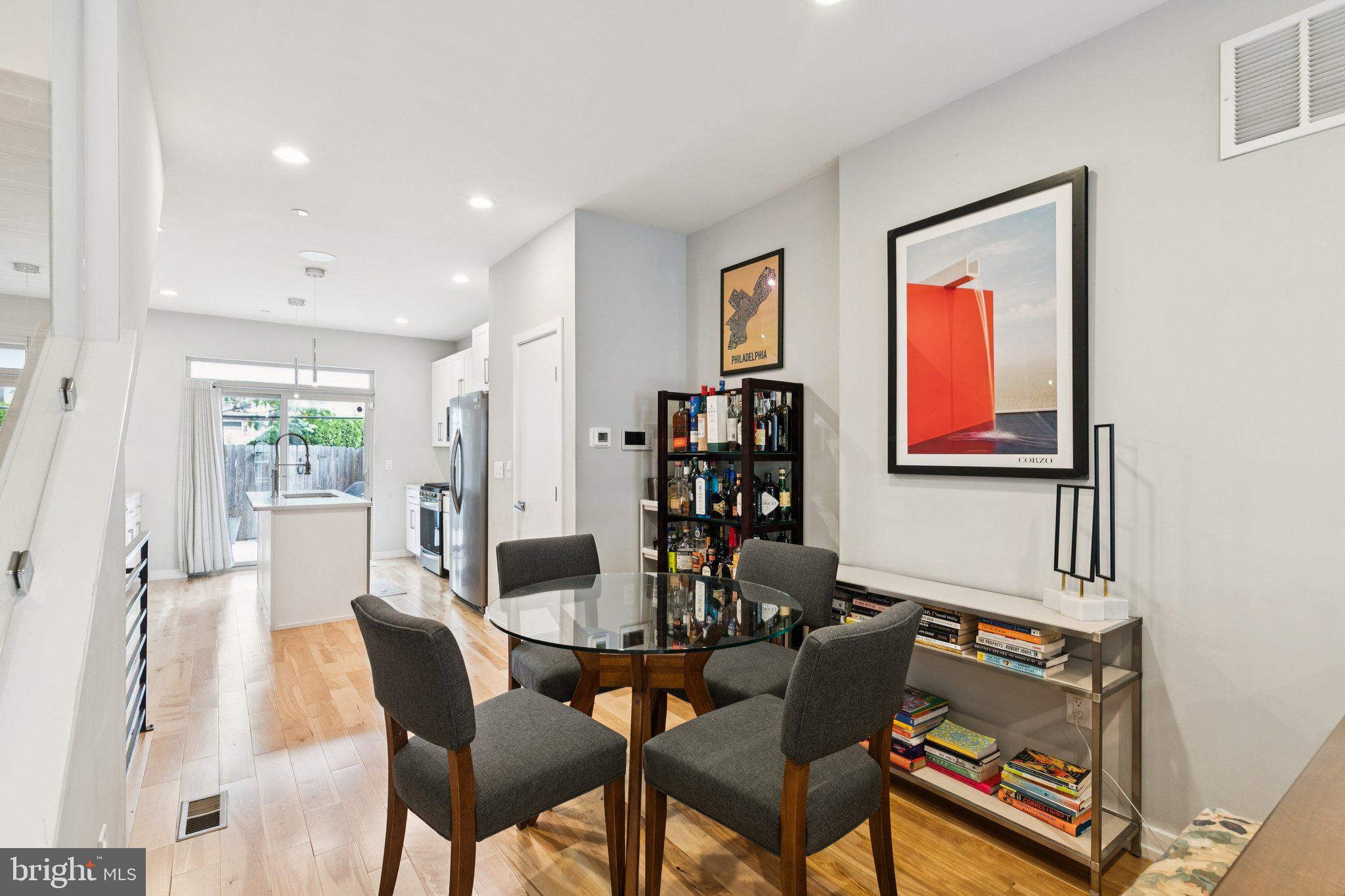 POINT BREEZE - Residential