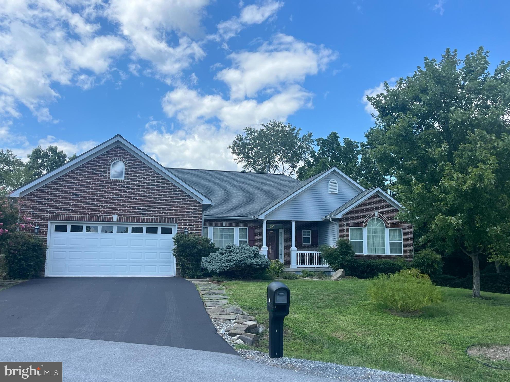 STONEBRIDGE - Residential