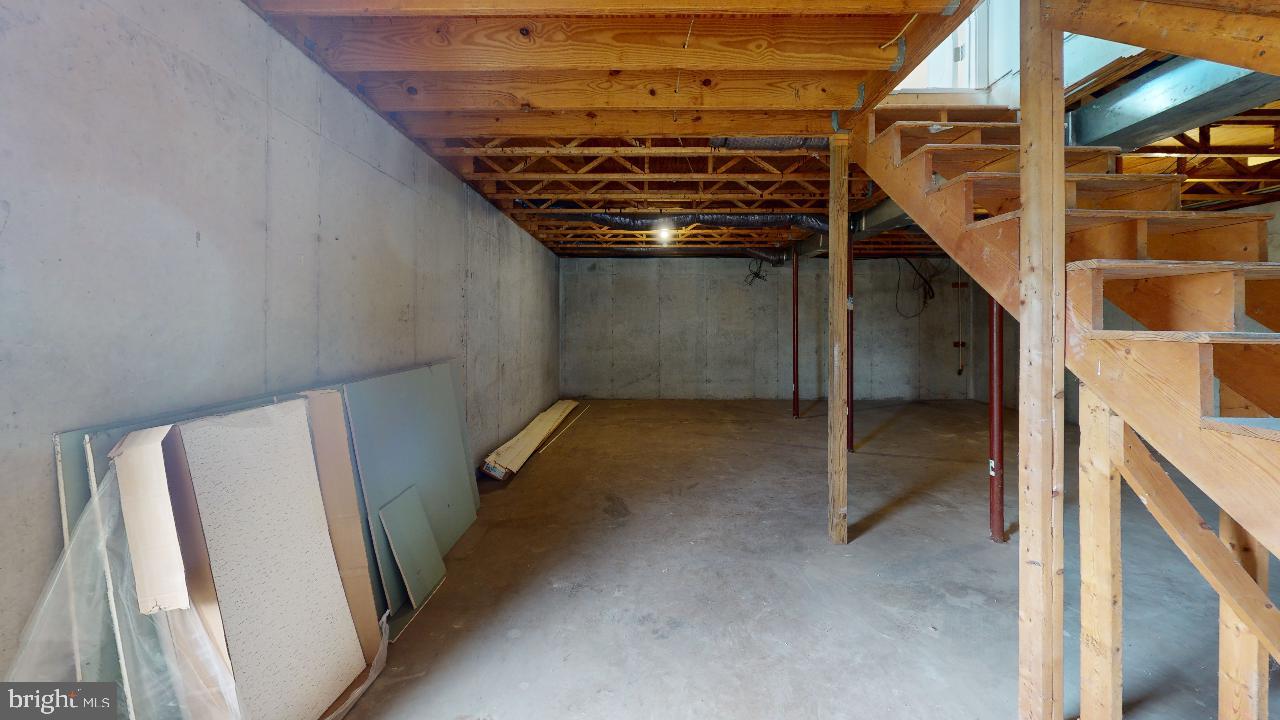 OLD SUNRISE SUMMIT - Residential