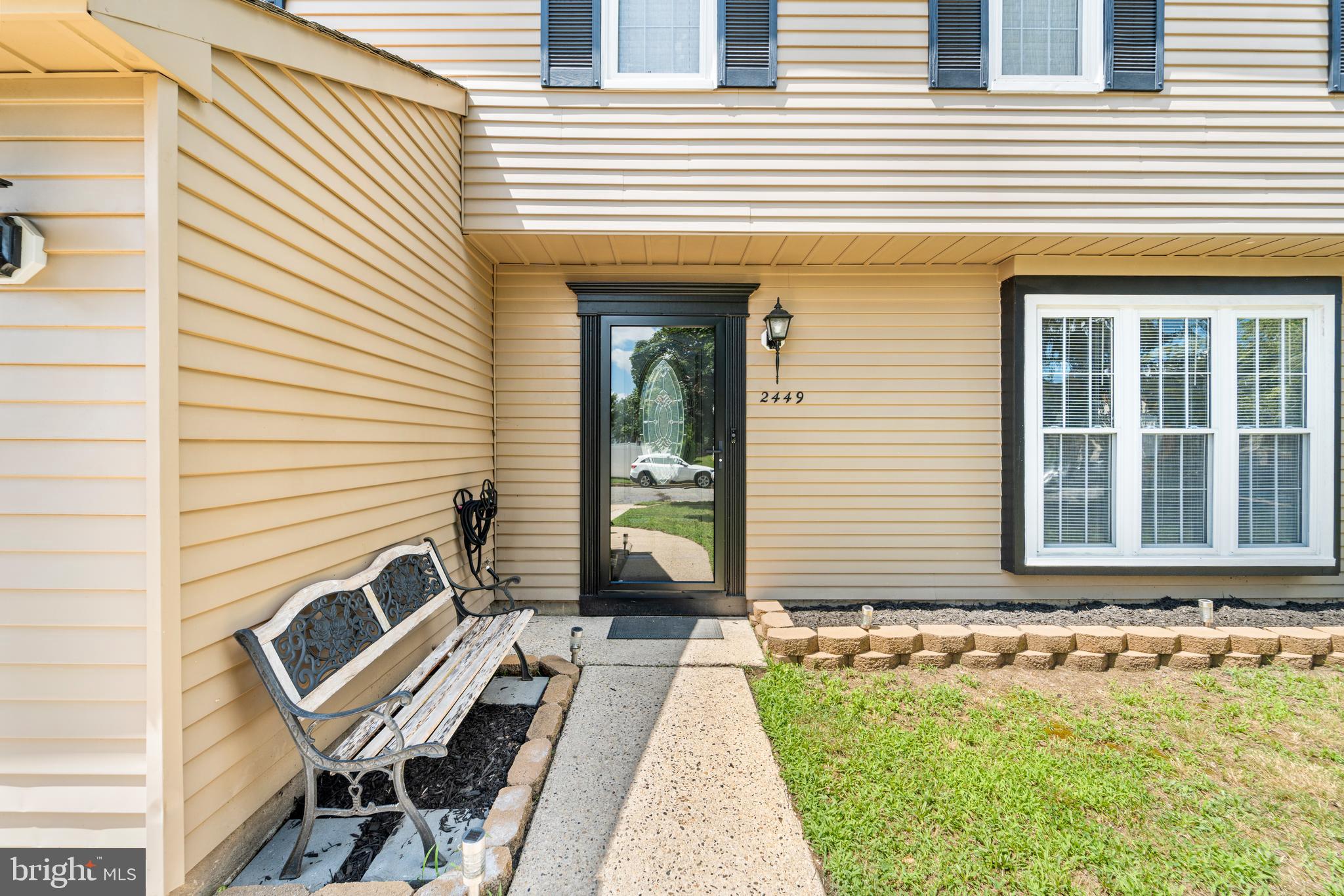 2449 SHELLEY LANE