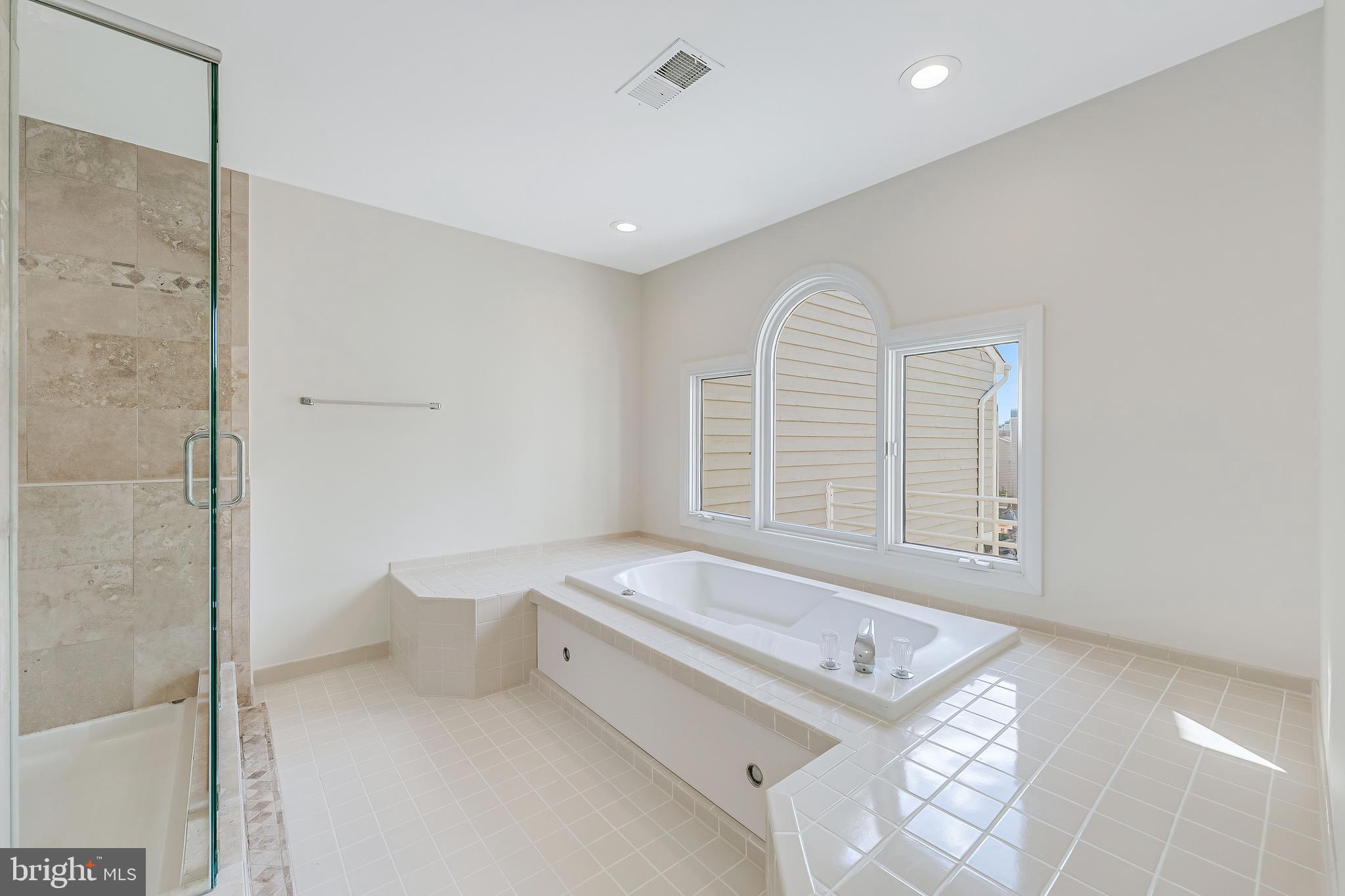 LAKEPORT - Residential