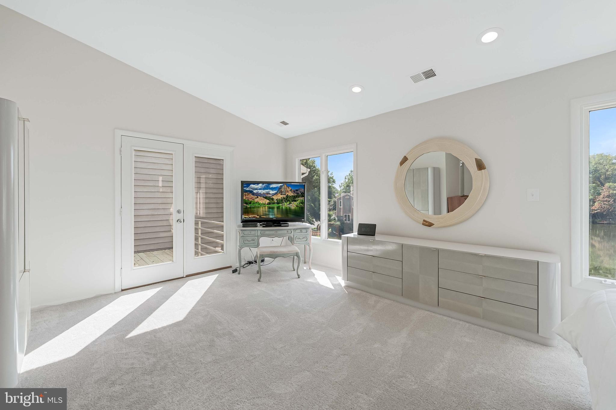 LAKEPORT - Residential