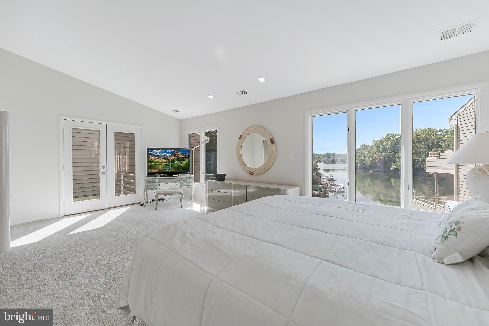 LAKEPORT - Residential