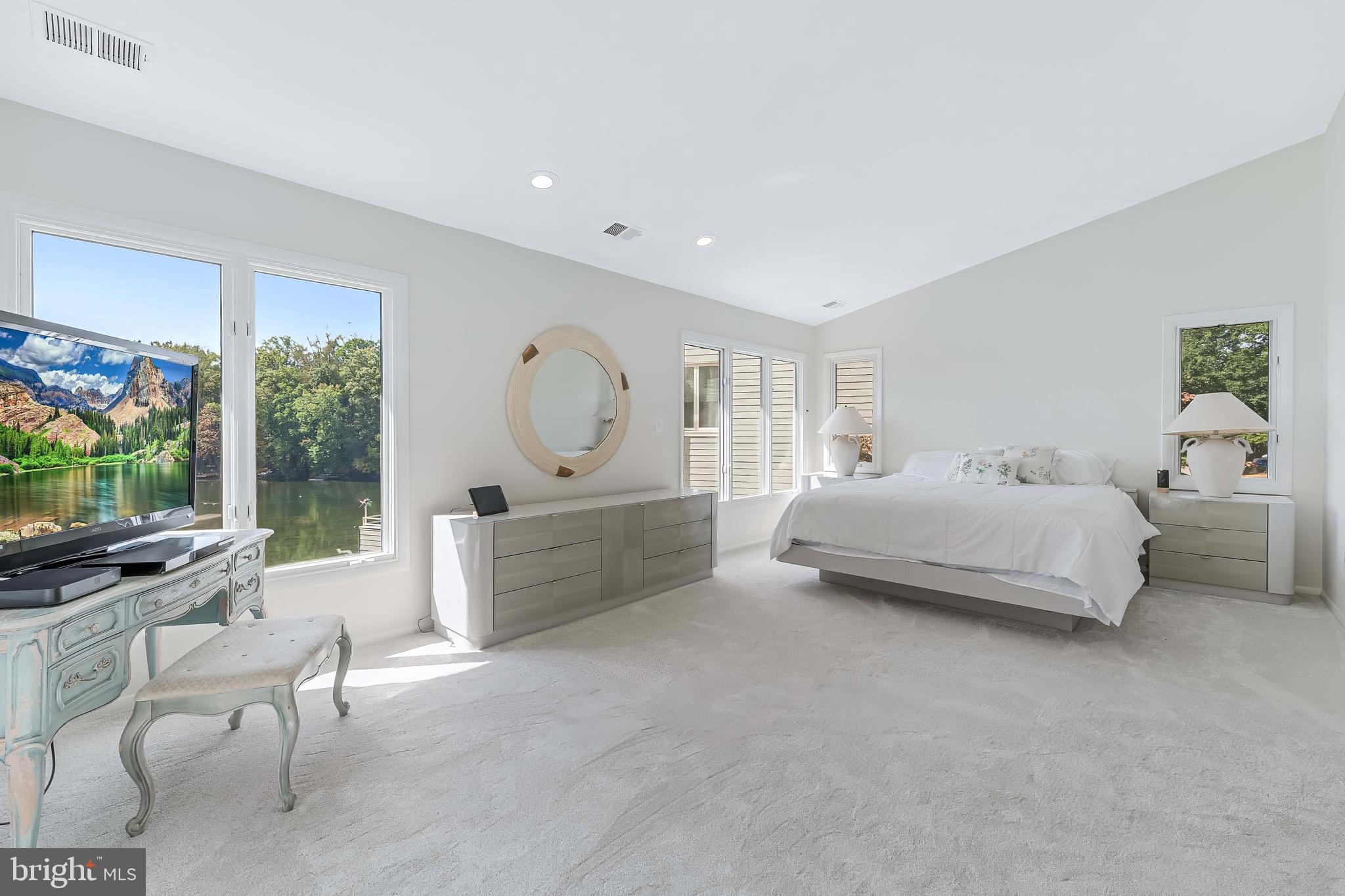 LAKEPORT - Residential