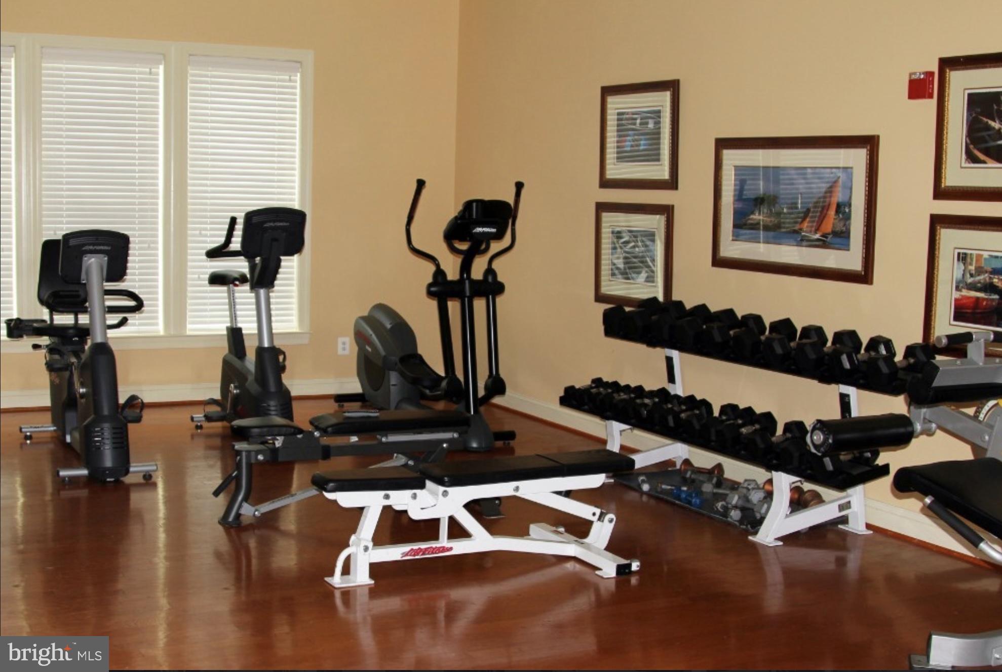 EASTON CLUB EAST - Residential