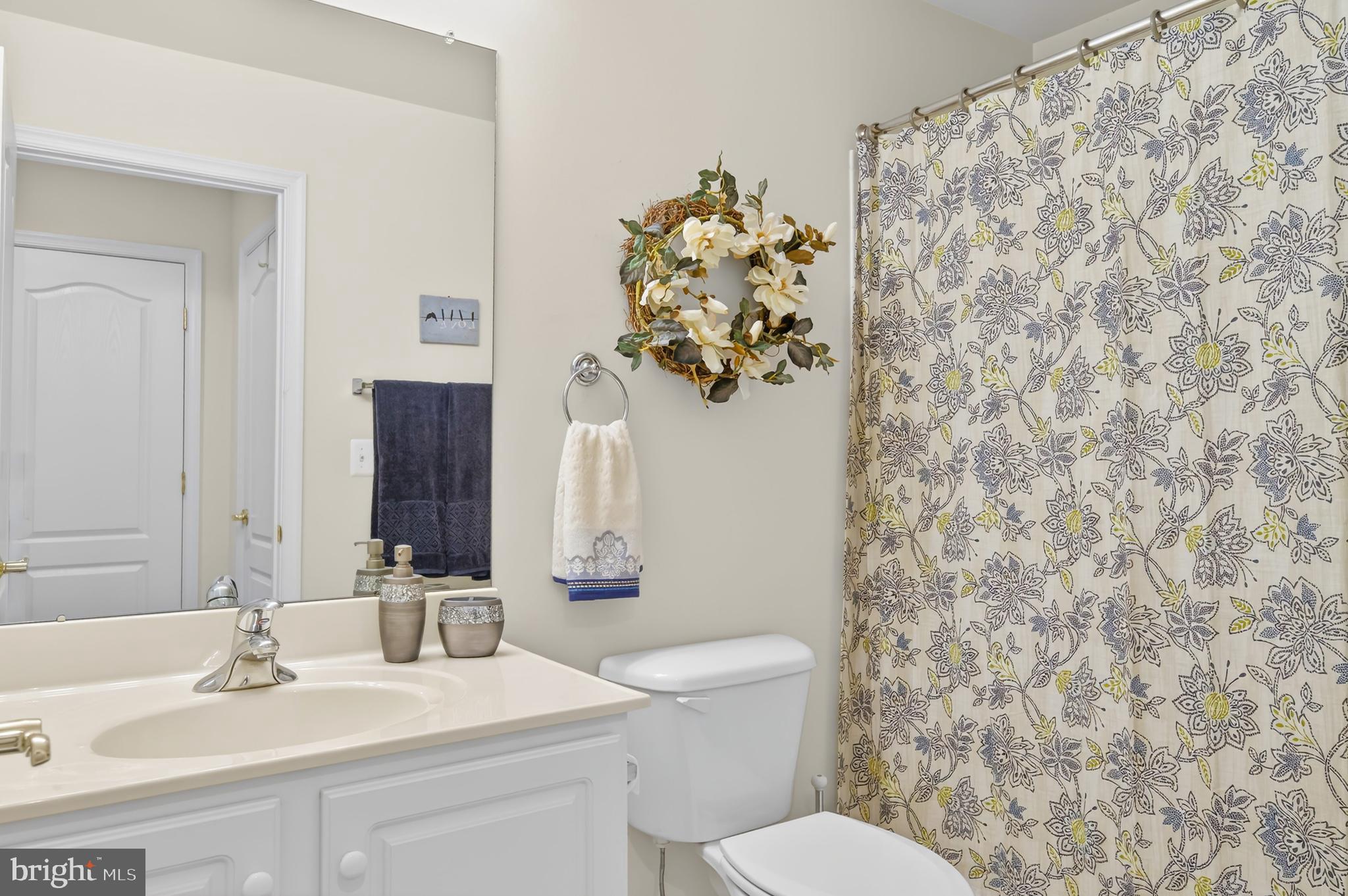 EASTON CLUB EAST - Residential