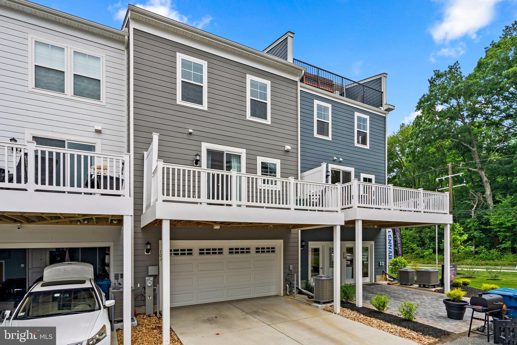 PARKSIDE PRESERVE - Residential