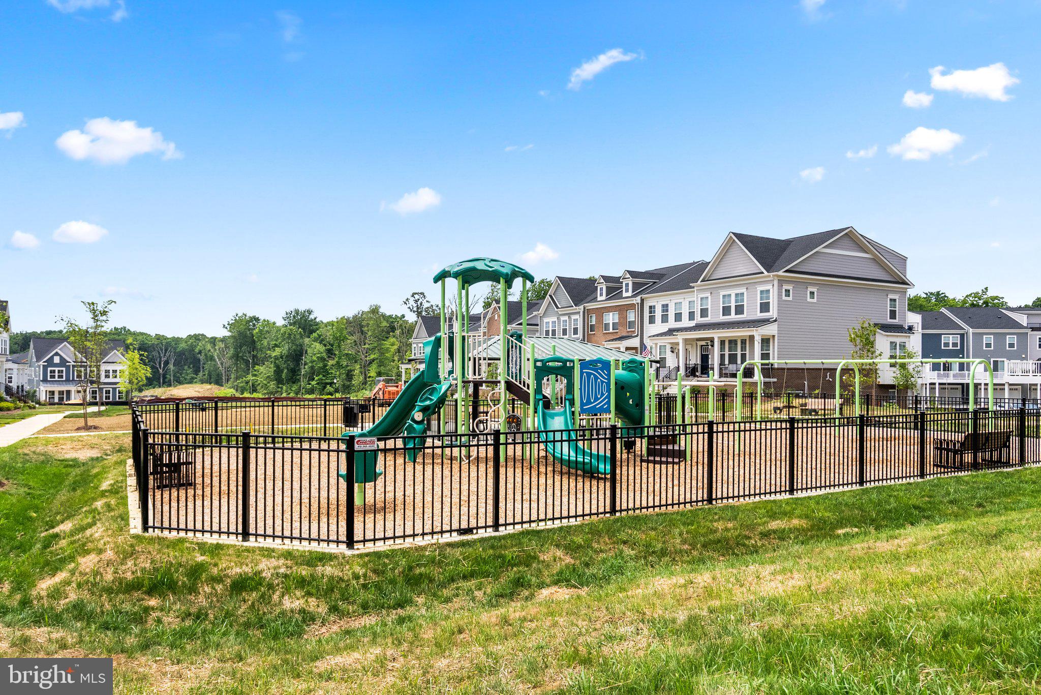 PARKSIDE PRESERVE - Residential