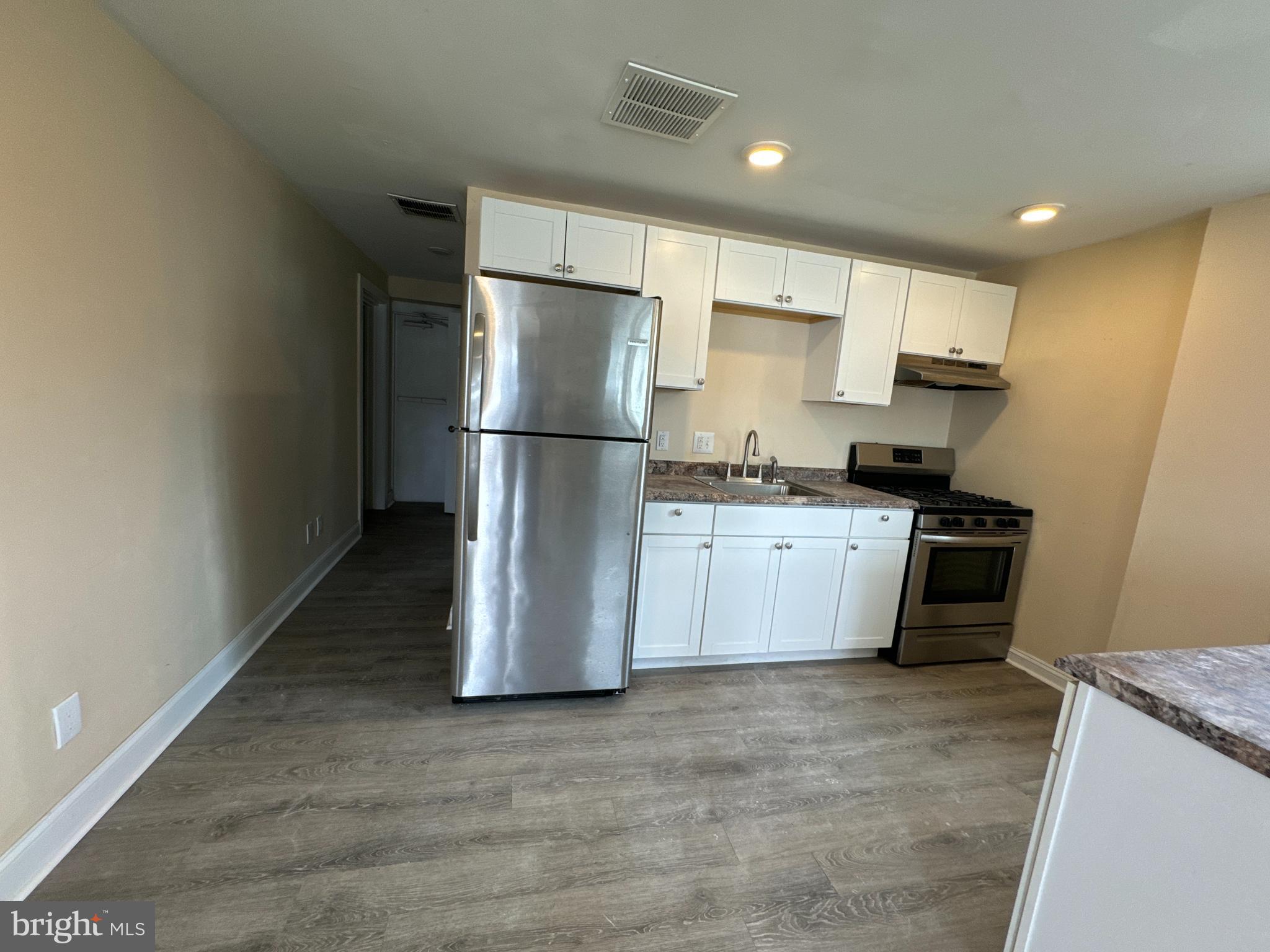 32 EDGEWATER AVENUE