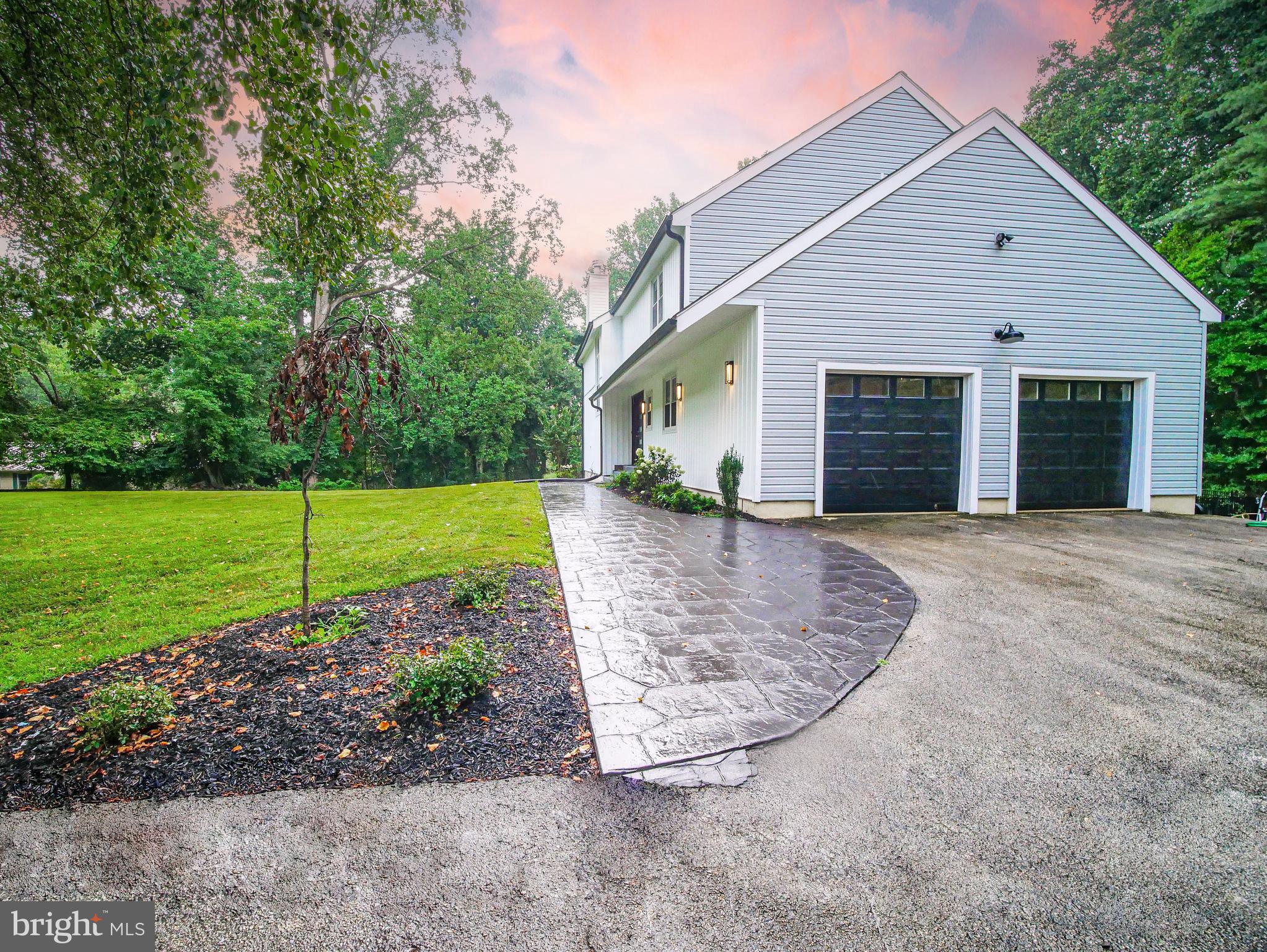 1375 POND VIEW LANE