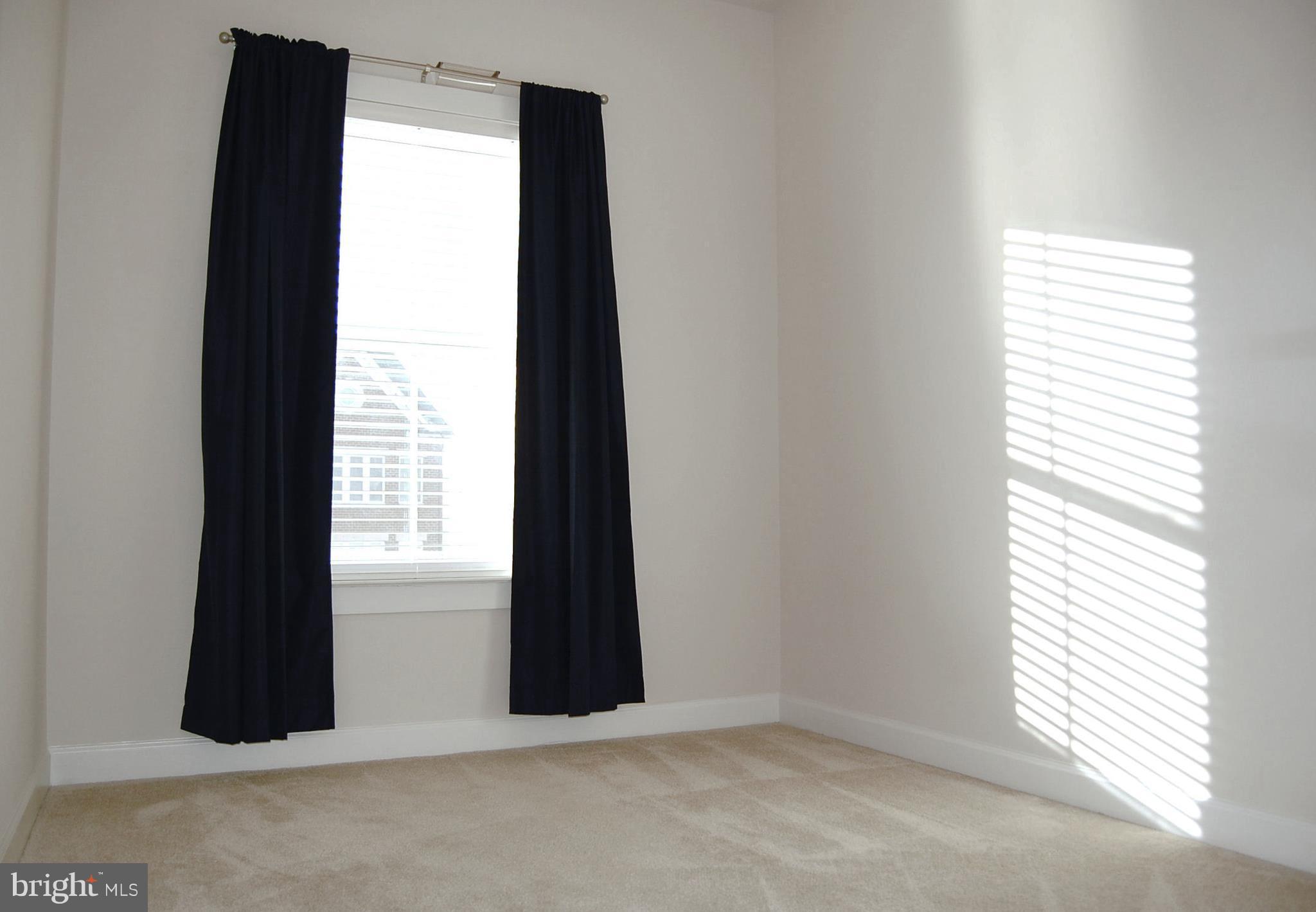 ONE LOUDOUN - Residential Lease