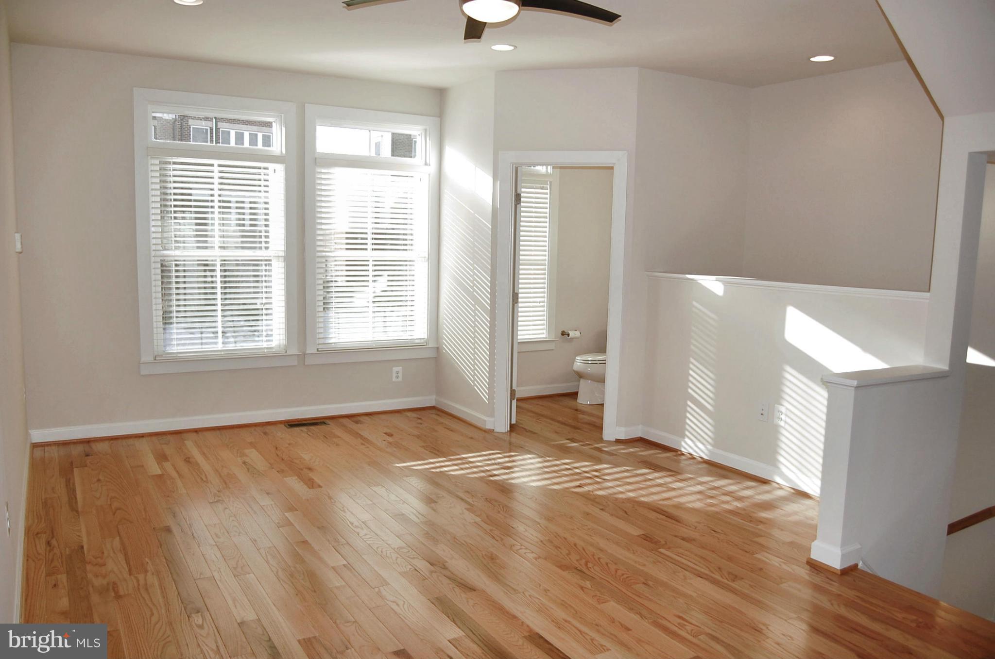 ONE LOUDOUN - Residential Lease