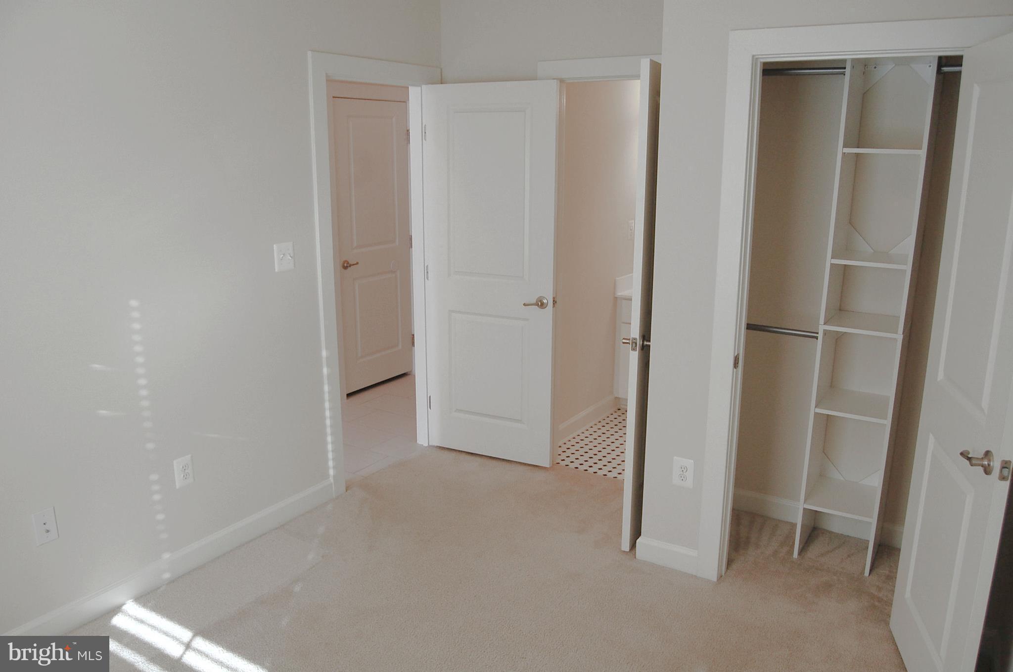 ONE LOUDOUN - Residential Lease