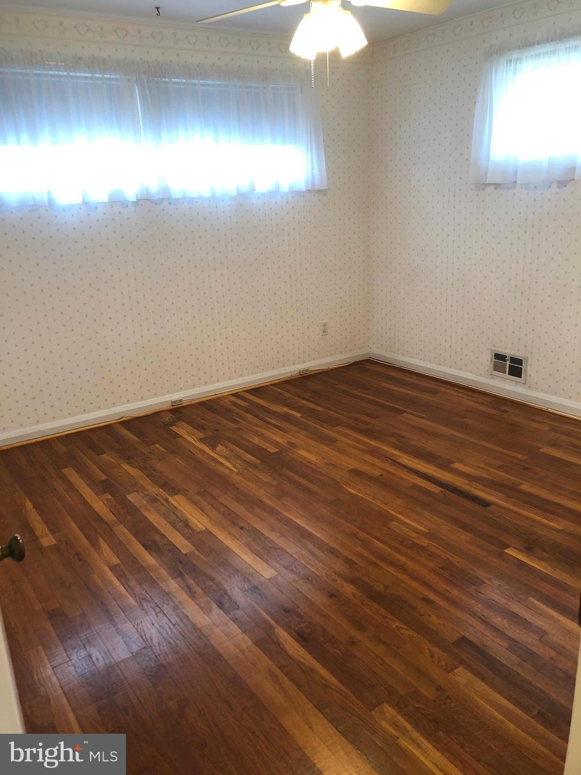 OVERLEA - Residential