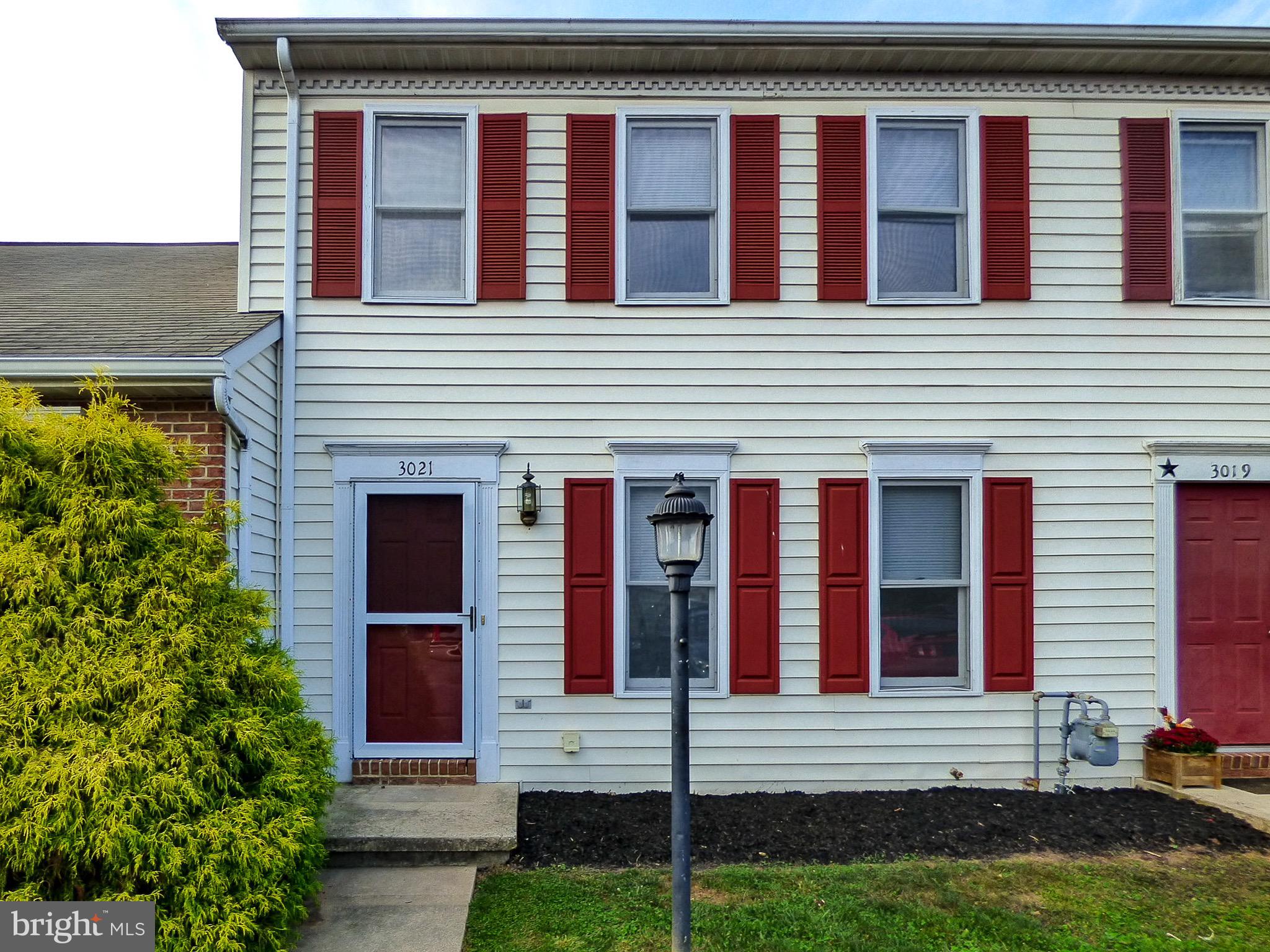 First time buyers & investors take note! This great interior unit is the perfect place to get your start in real estate! This unit has great bones & is fine as it is for your next tenant or you can kick it up a notch as a 1st time buyer & improve it a bit at a time over time & build awesome equity as you live here! There is a space off the kitchen just waiting for you to install a 1st floor powder room - with the basement unfinished this would be super easy & inexpensive to do - more equity with very little work! This place has parking right out front, you’ll never need to worry about lawn mowing or snow shoveling again! But hurry - this great place at this super price won’t last long in Dover Schools!!!