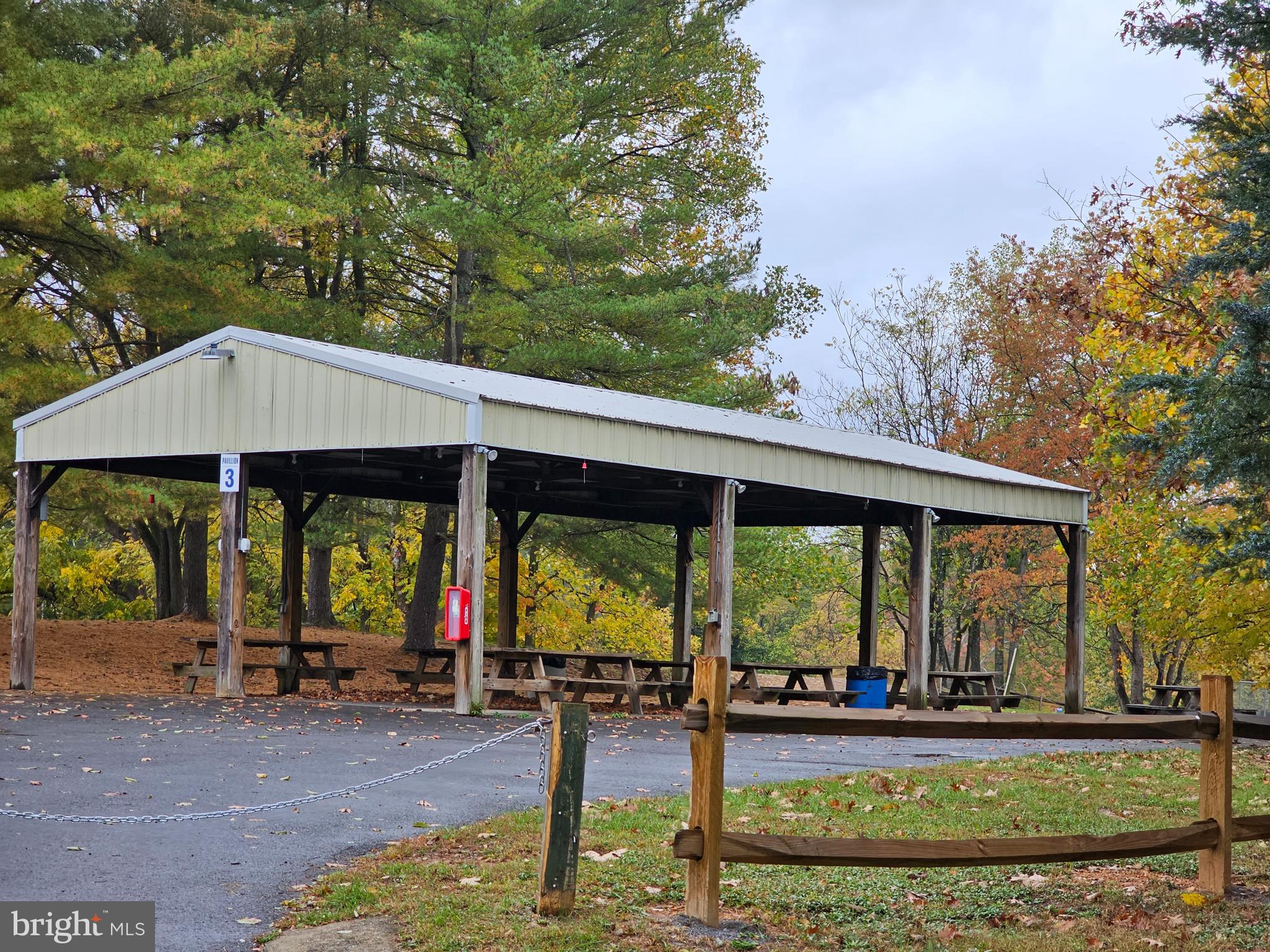 RIVER BEND - Residential