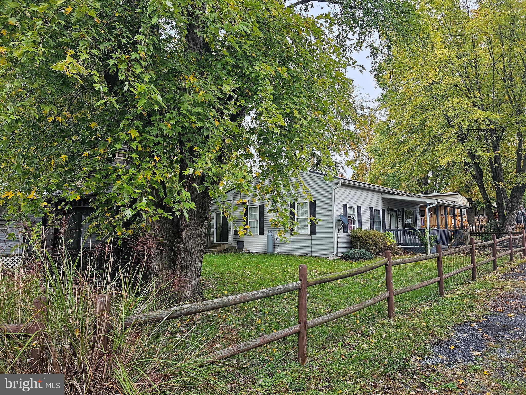 RIVER BEND - Residential