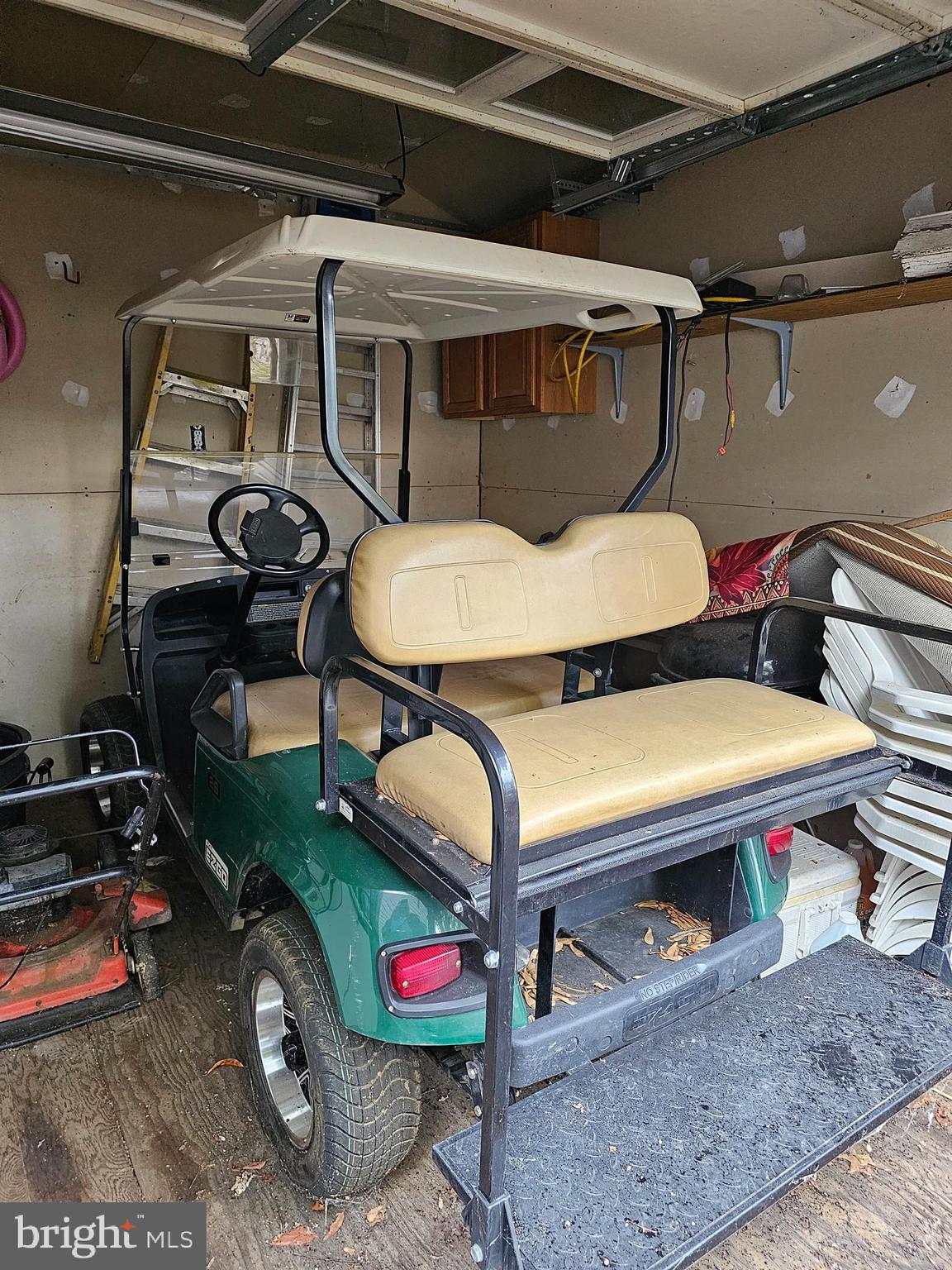 RIVER BEND - Residential