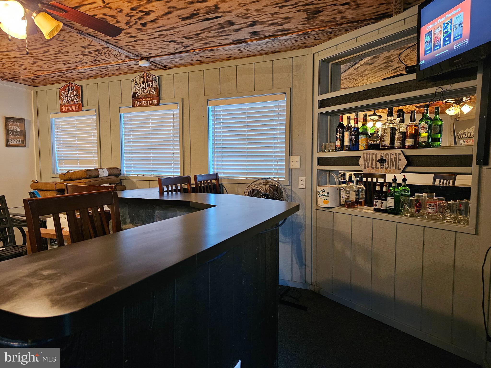 RIVER BEND - Residential