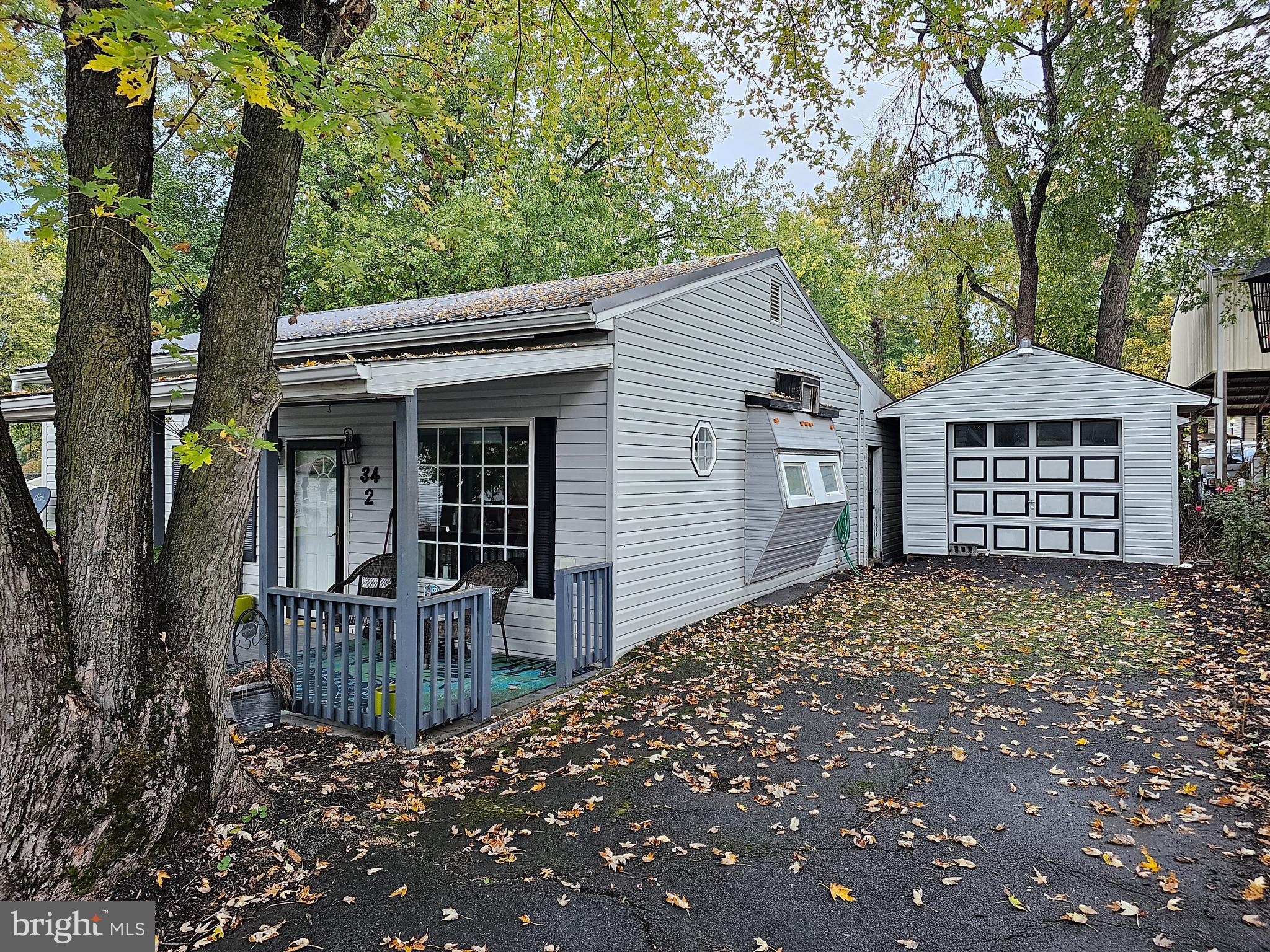 RIVER BEND - Residential