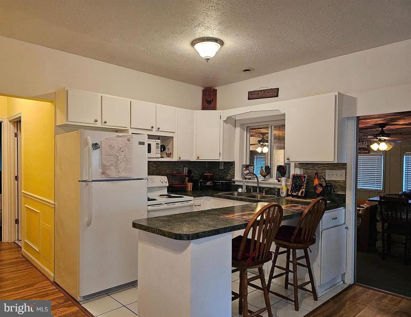 RIVER BEND - Residential