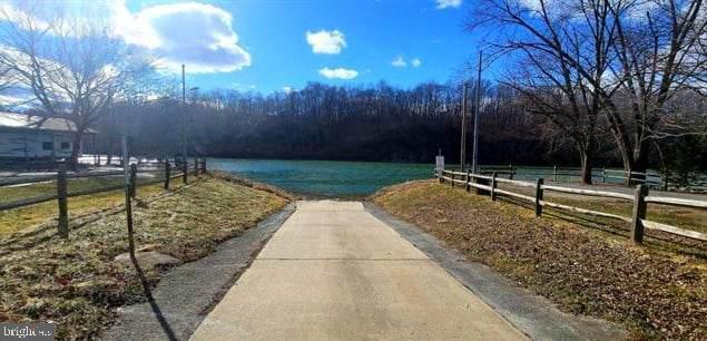 RIVER BEND - Residential