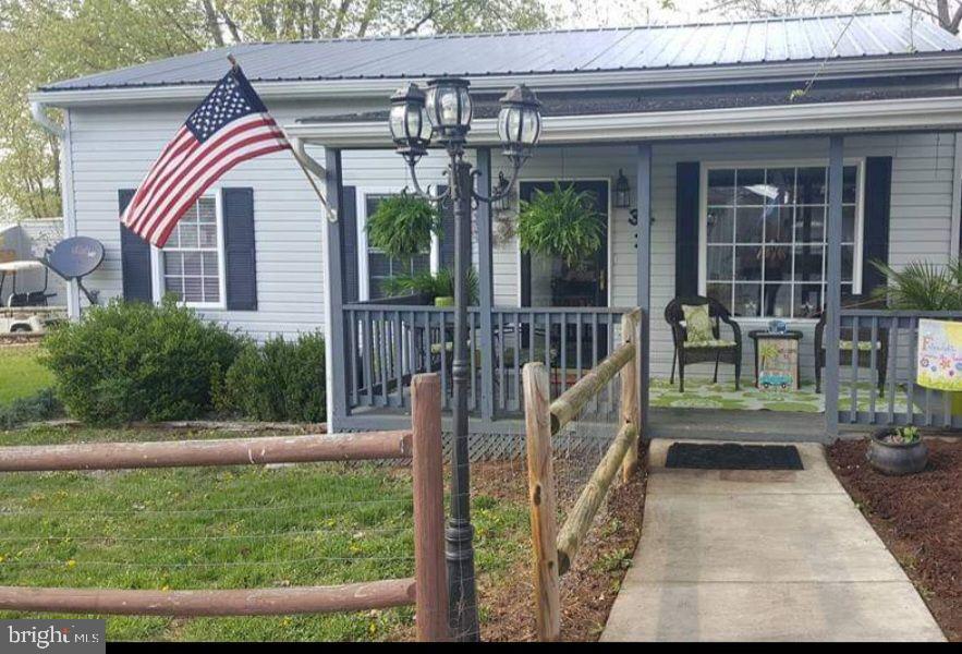 RIVER BEND - Residential