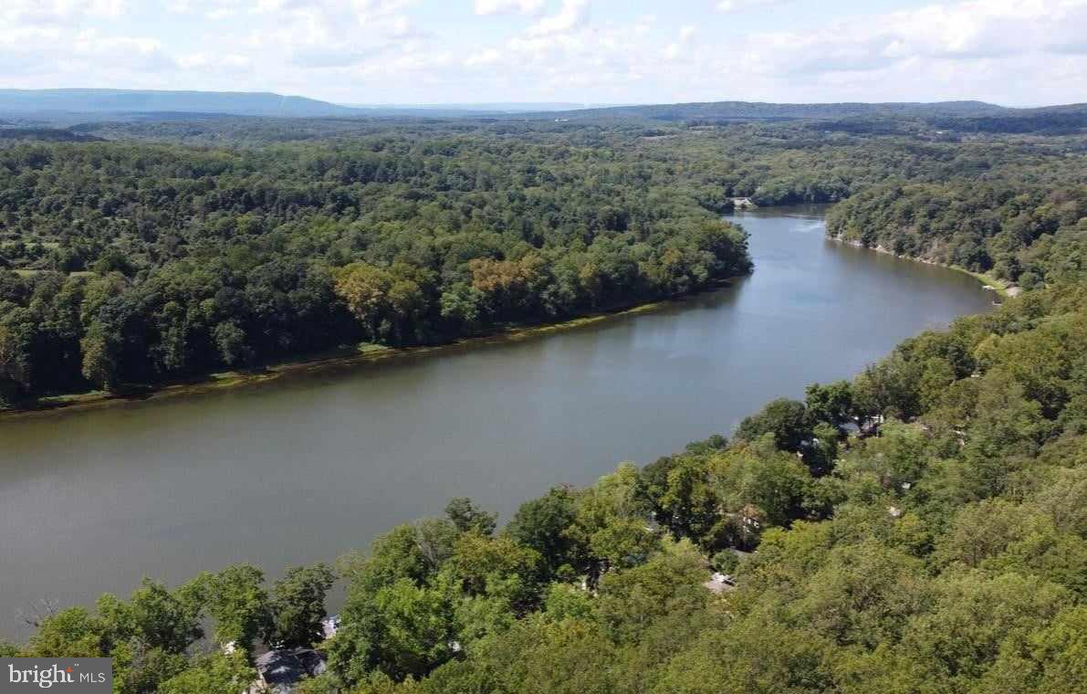 RIVER BEND - Residential