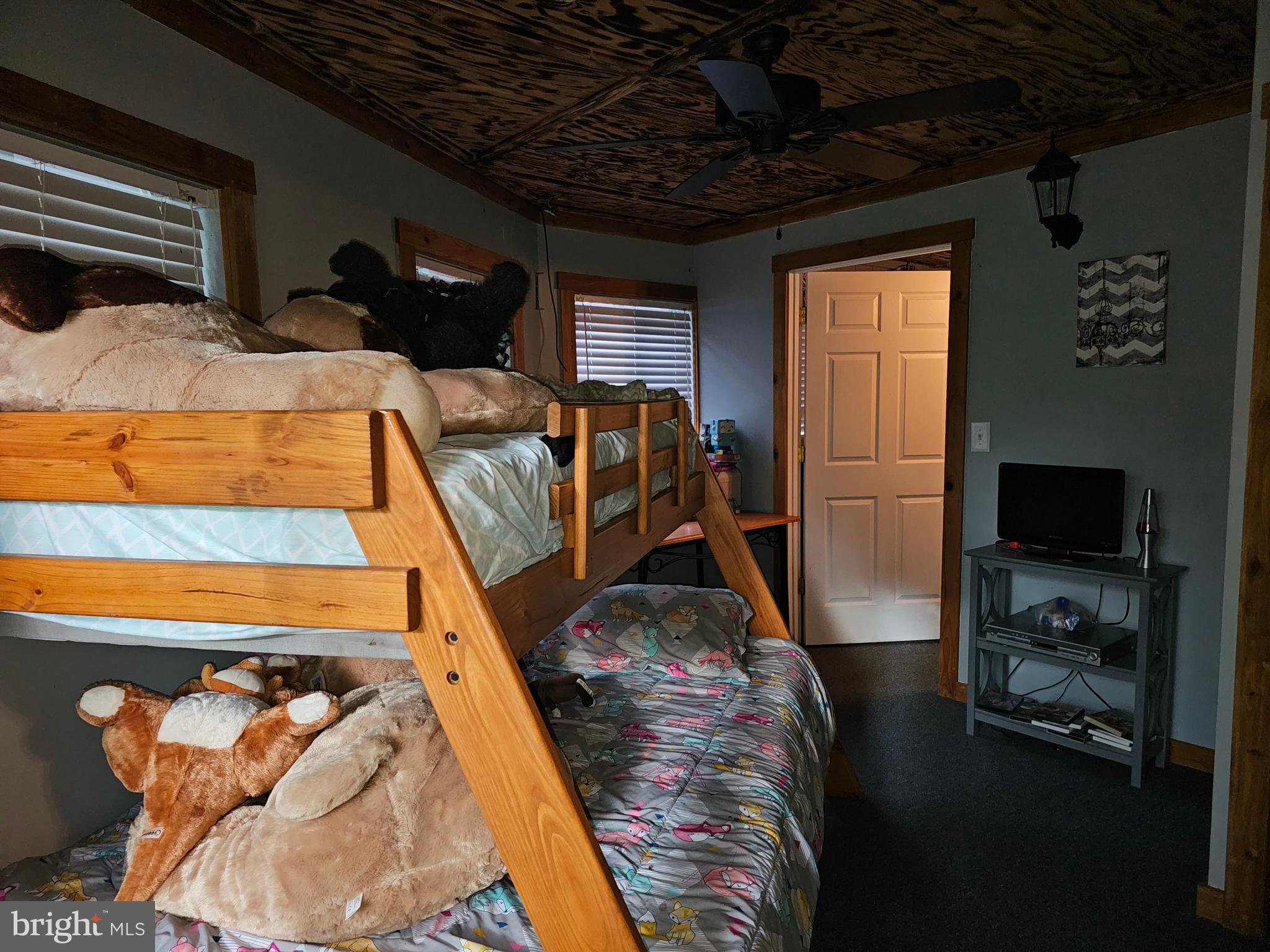 RIVER BEND - Residential