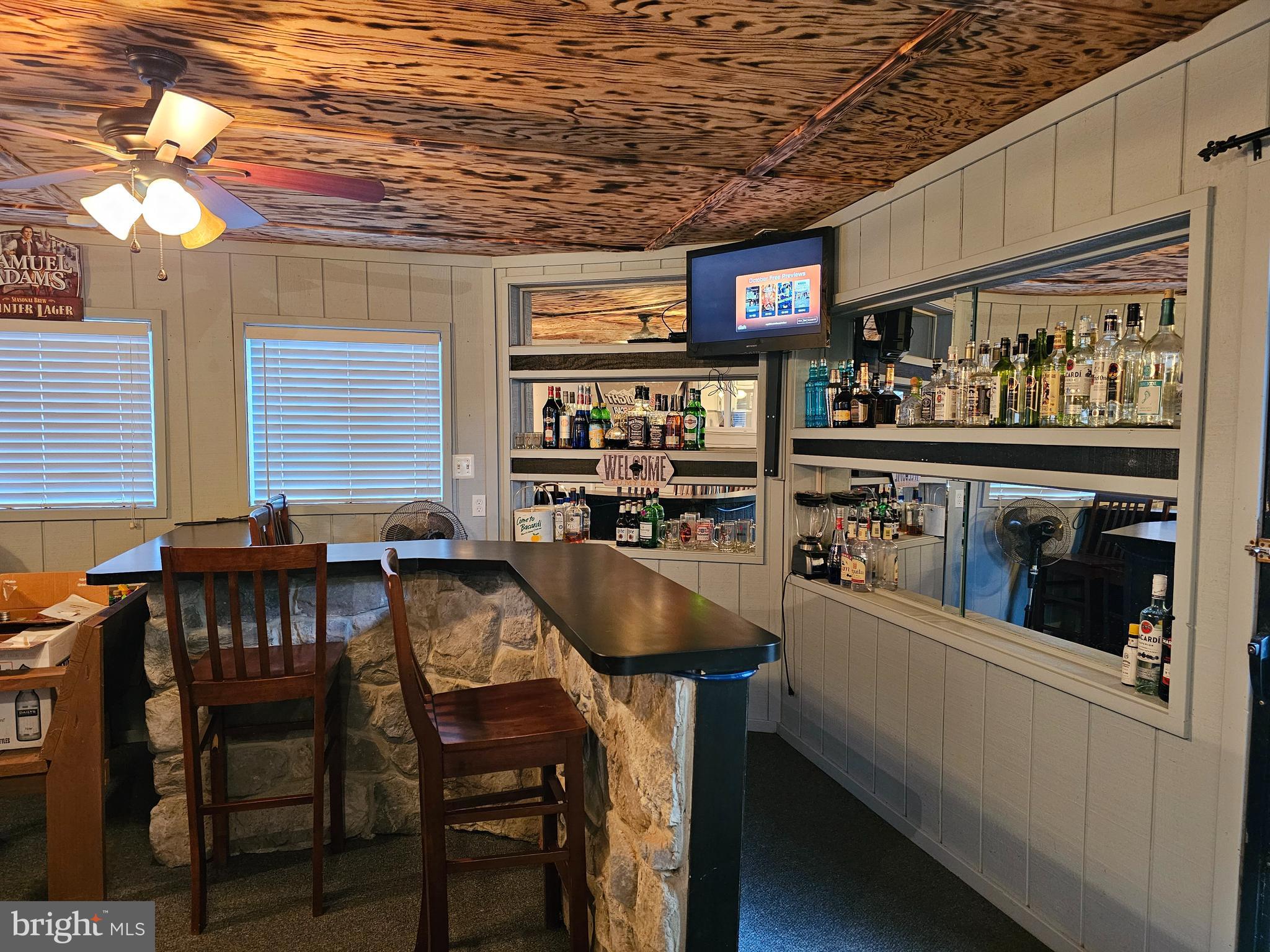 RIVER BEND - Residential