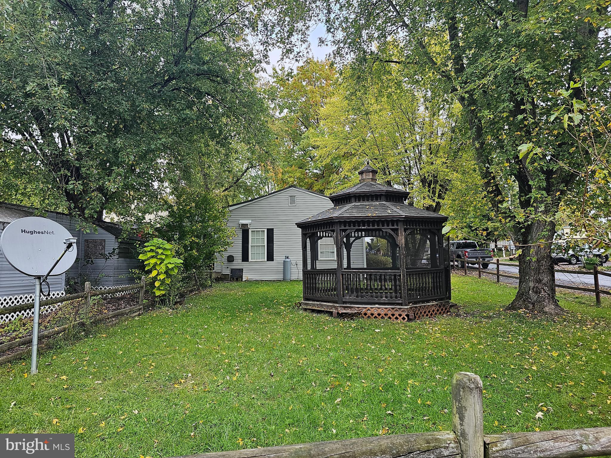 RIVER BEND - Residential