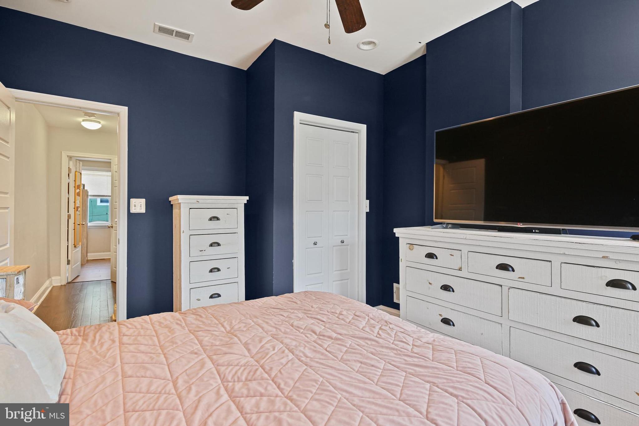 HIGHLANDTOWN - Residential