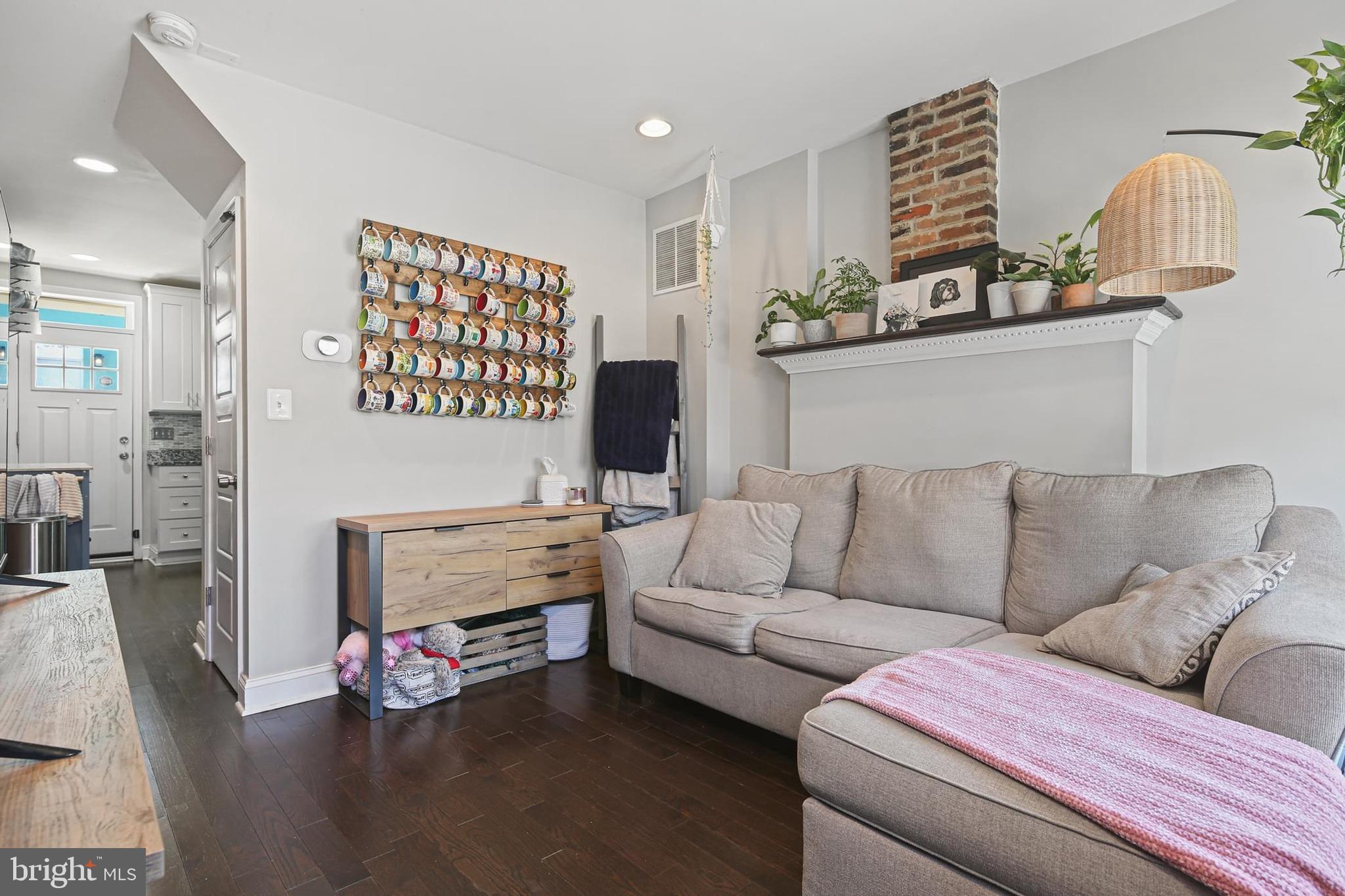 HIGHLANDTOWN - Residential