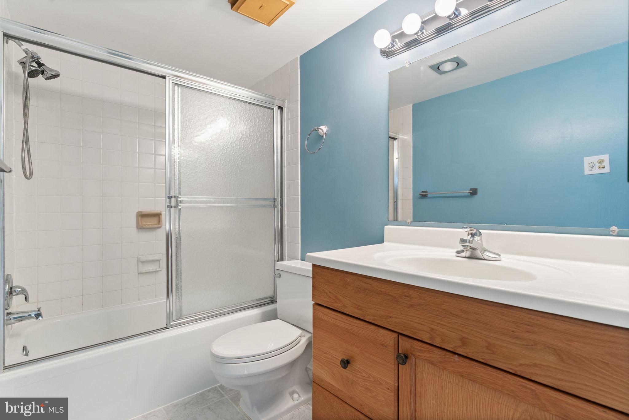 REGENCY AT MCLEAN - Residential