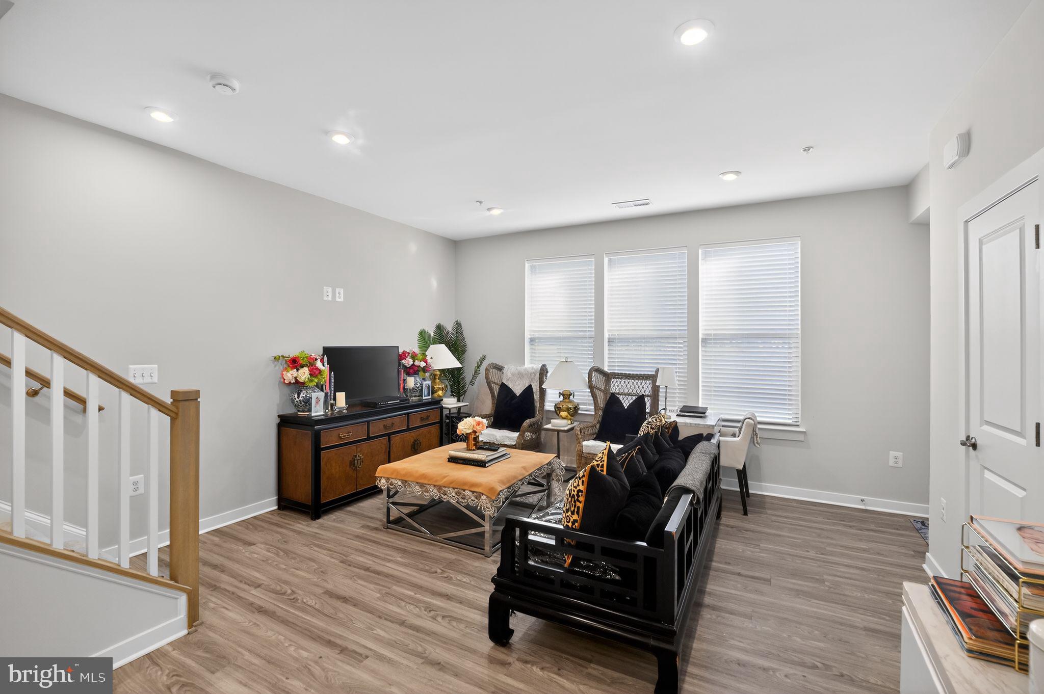 DULLES TECHNOLOGY - Residential