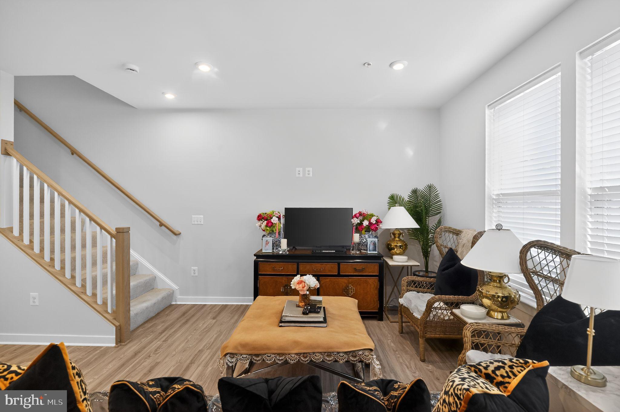 DULLES TECHNOLOGY - Residential