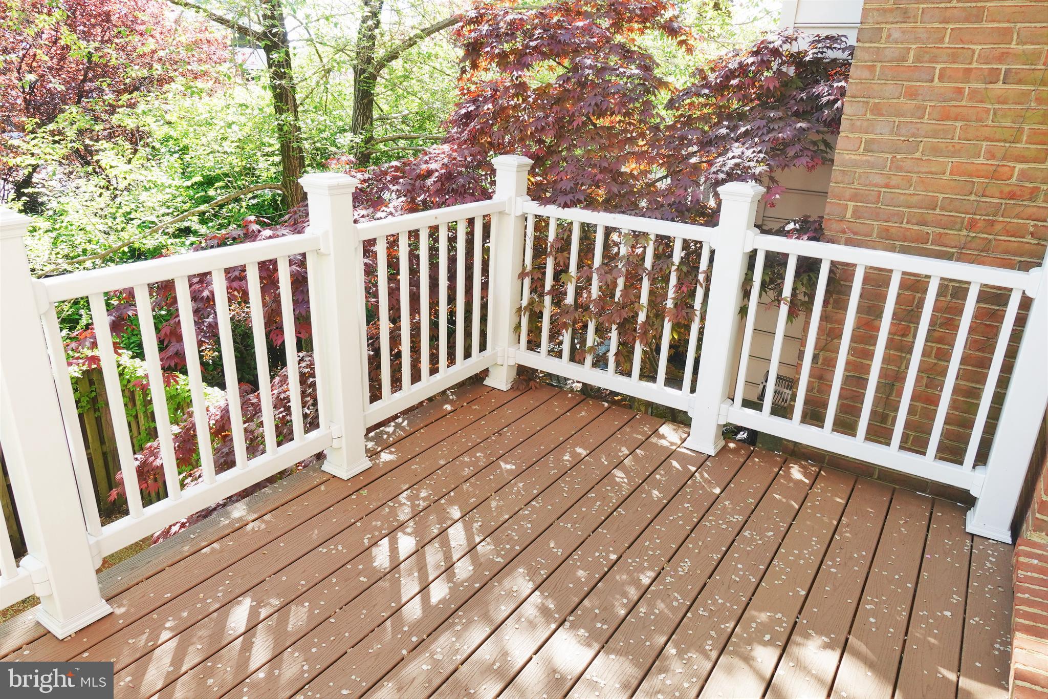 BRENTWOOD - Residential Lease