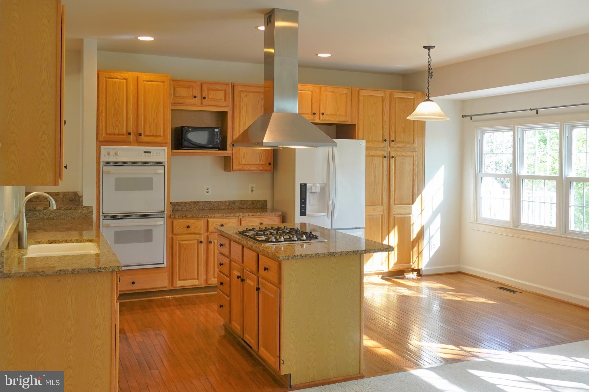 BRENTWOOD - Residential Lease