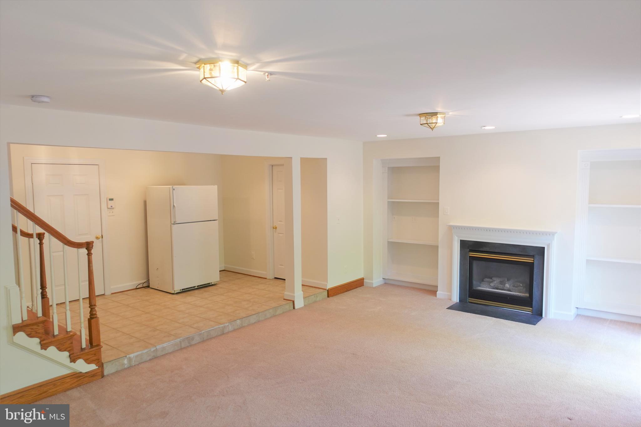 BRENTWOOD - Residential Lease