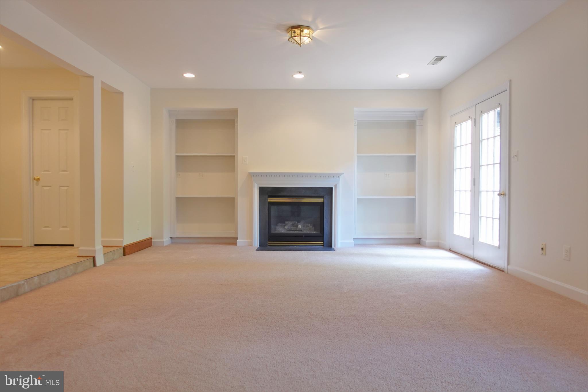 BRENTWOOD - Residential Lease