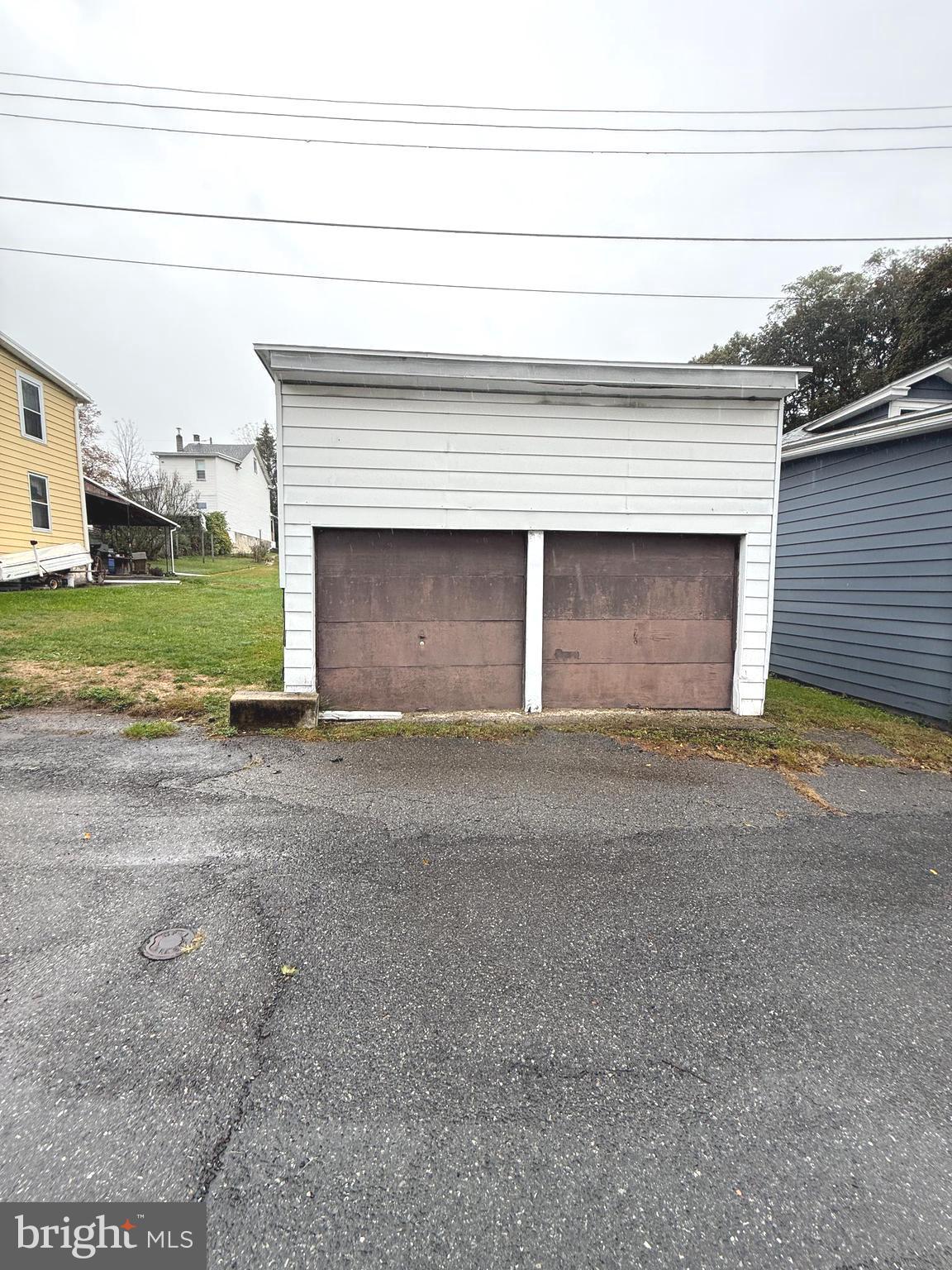 DUTCH HILL - Residential