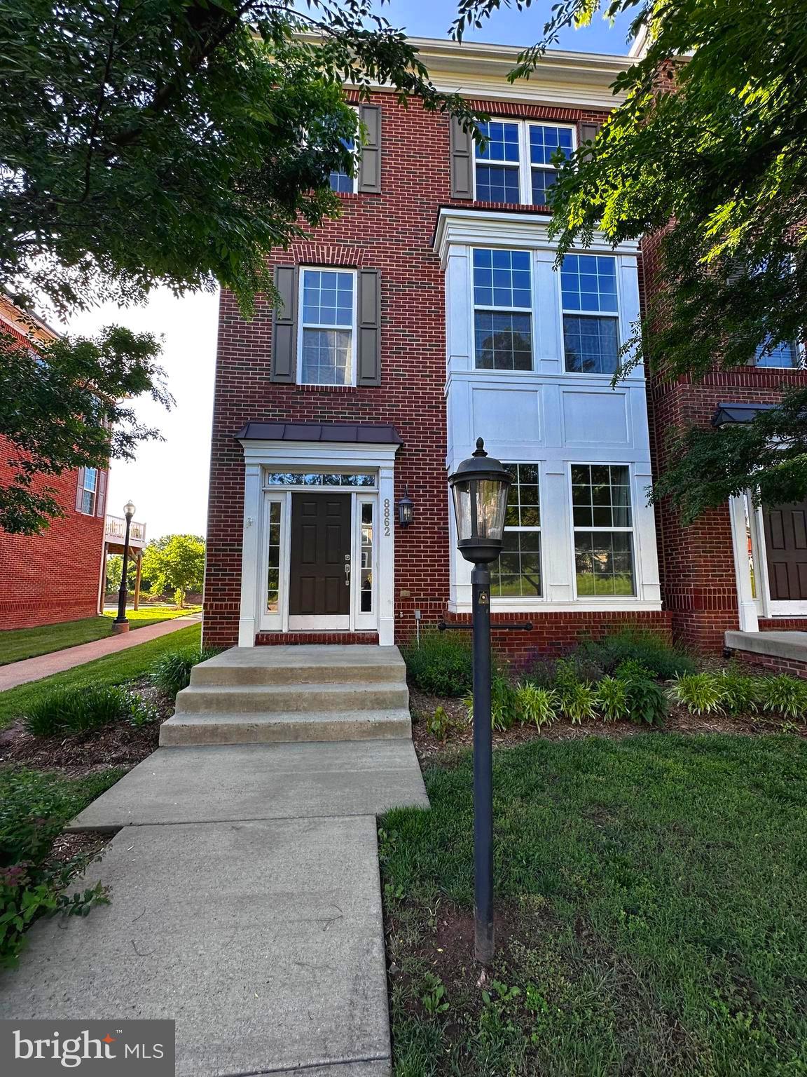 GRANT CORNER - Residential Lease