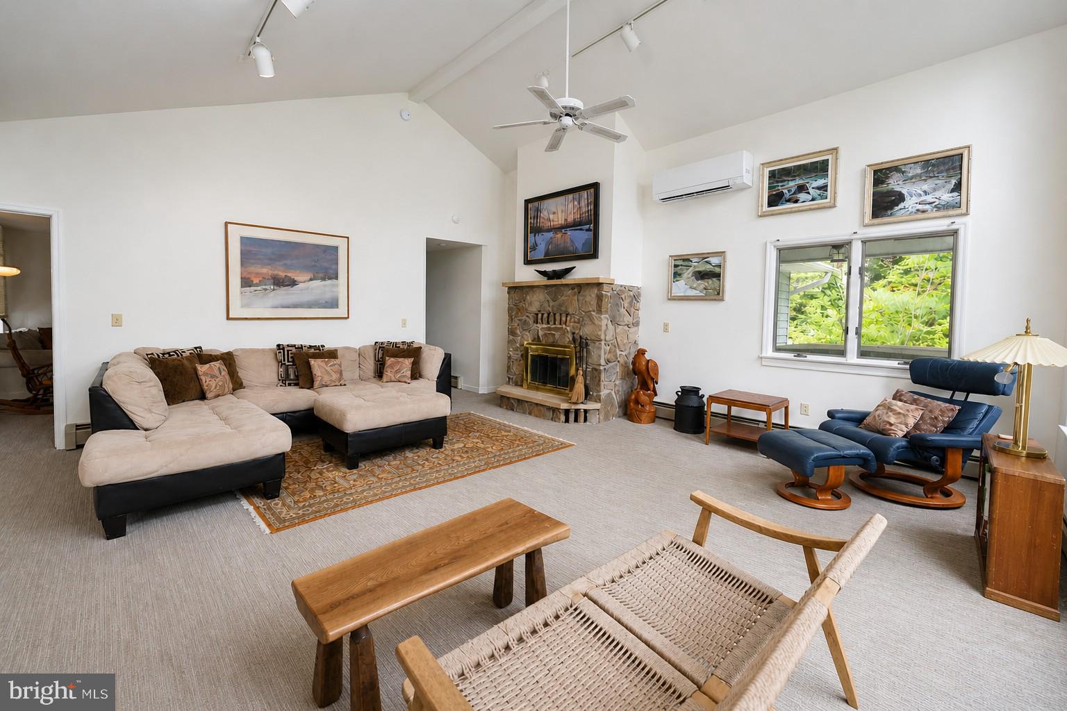 1000 ACRES - Residential