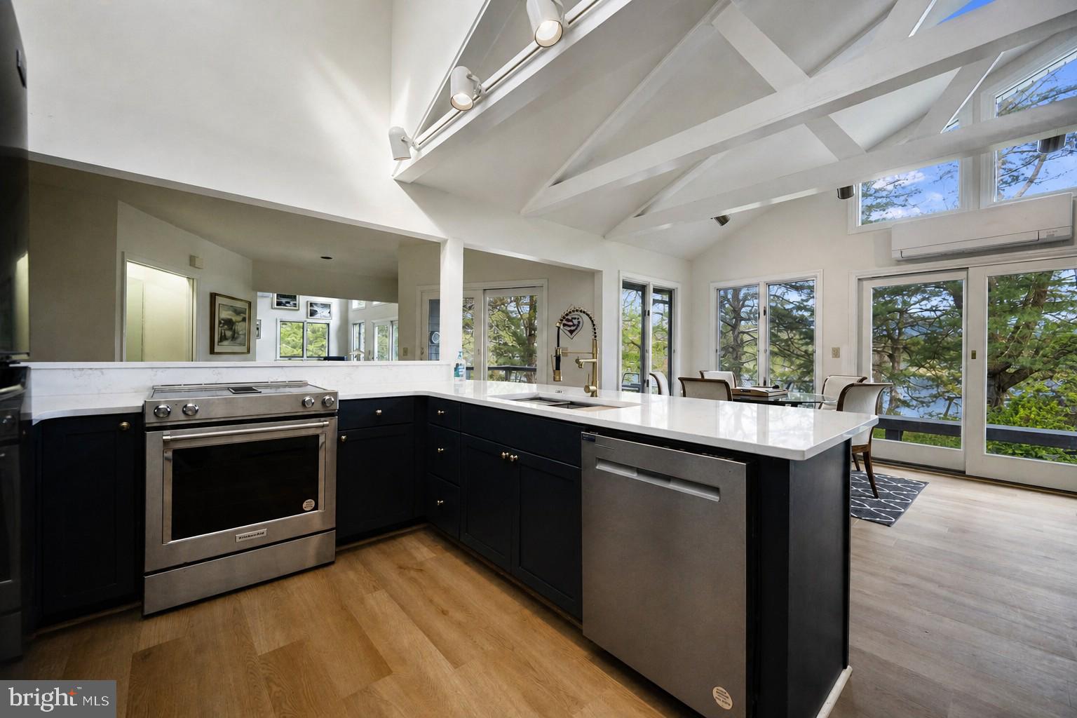 1000 ACRES - Residential