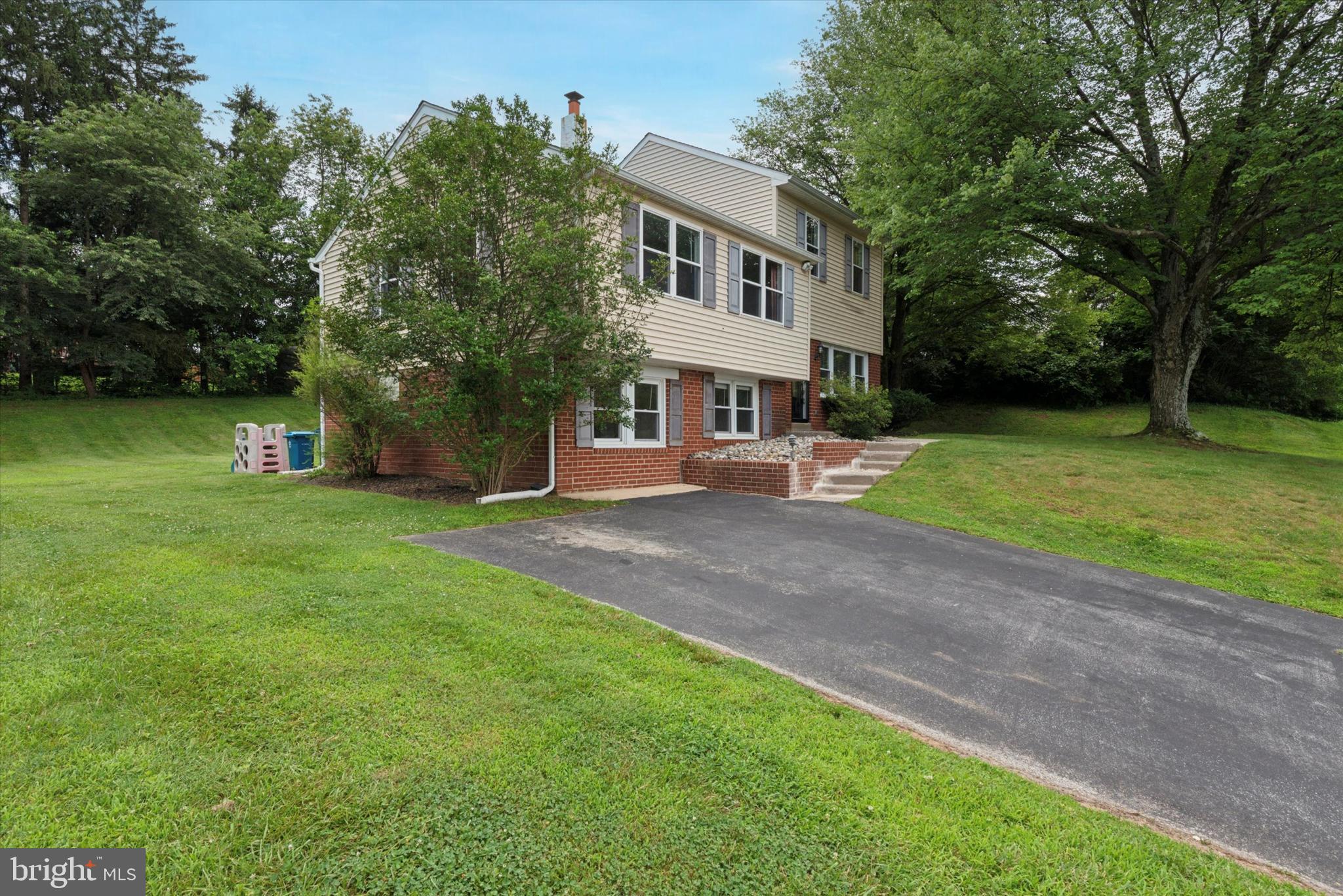 1265 PHOENIXVILLE PIKE
