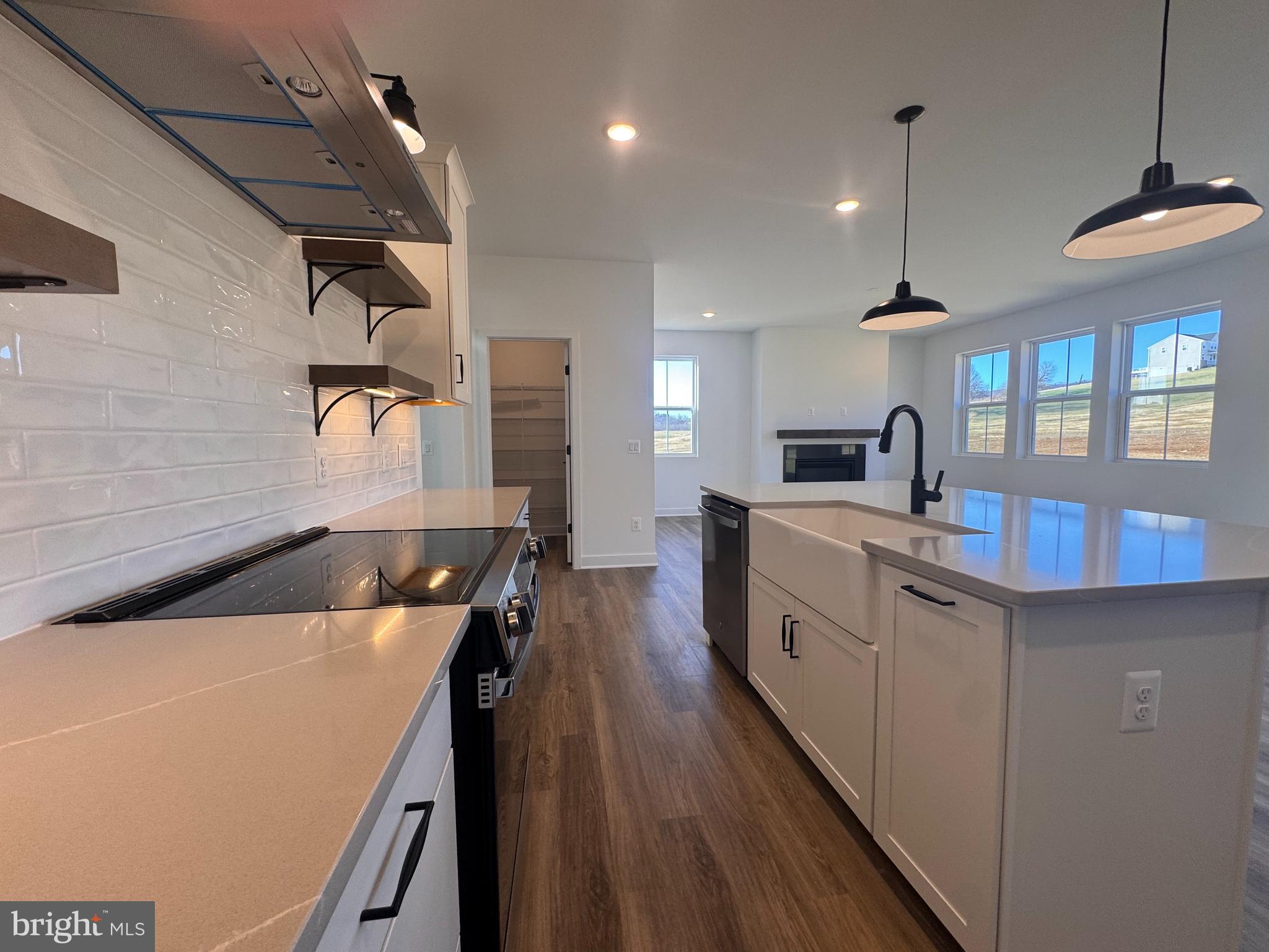 ESTATES OF TUSCARORA - Residential