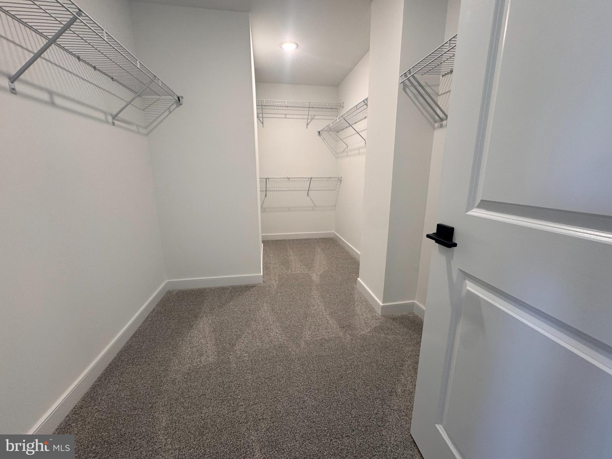 ESTATES OF TUSCARORA - Residential