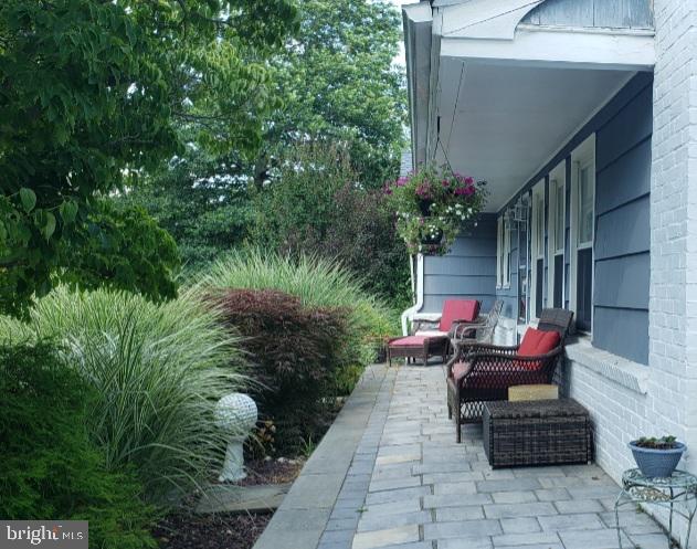 101 DENOW ROAD